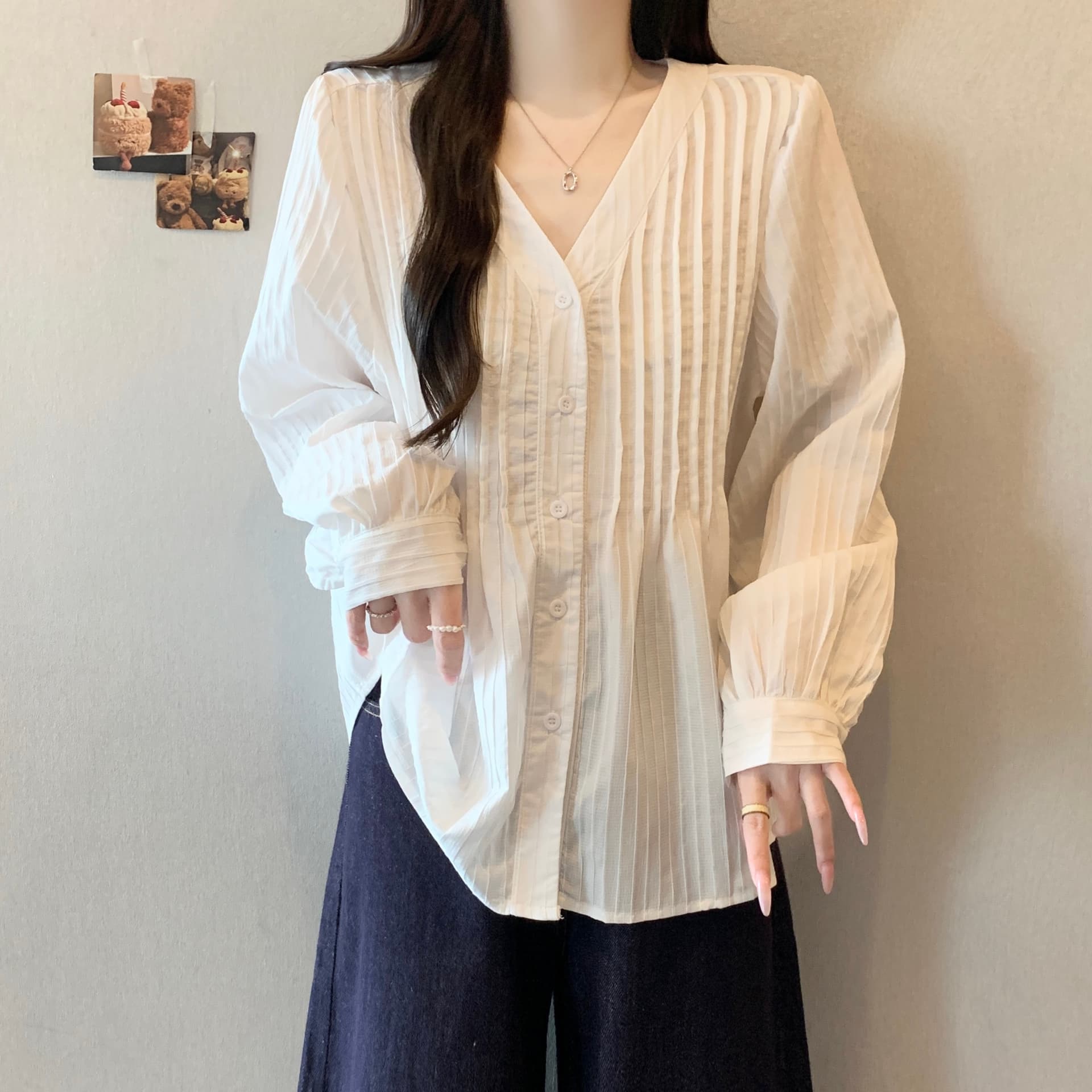 26 가을 새로운 빅 사이즈 여성 의류 한국 스타일 루즈핏 종류 주름 셔츠 지방 mm 표지 고기 슬림해 보이는 V넥 긴팔 맨위 상세 이미지 12