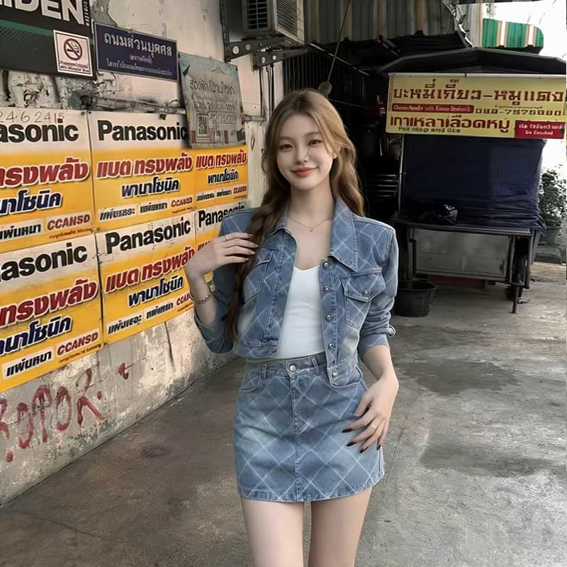 실사 2026 가을 새로운 디자인 센스 작은 대중 패션 인터넷 유명인 링 그리드 데님 재킷 하이웨이스트 반신 치마 세트 상세 이미지 2