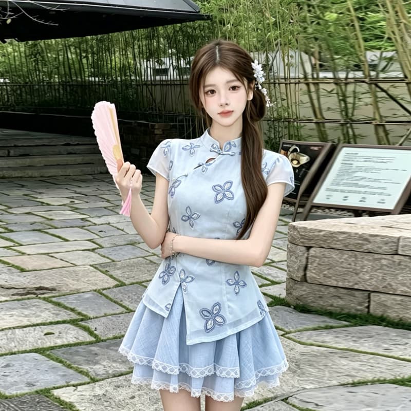 실사 새로운 중식 국풍 세트 여성 여름 2026 새로운 꽃무늬 단추 반팔 맨위 케이크 드레스 투피스 세트