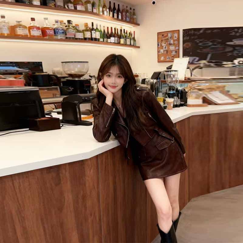 실사 2026 가을 빛 요리 한 바람 고급 센스 정장 칼라 오토바이 가죽 재킷 재킷 슬림해 보이는 PU 가죽 미니 스커트 투피스 세트 상세 이미지 2