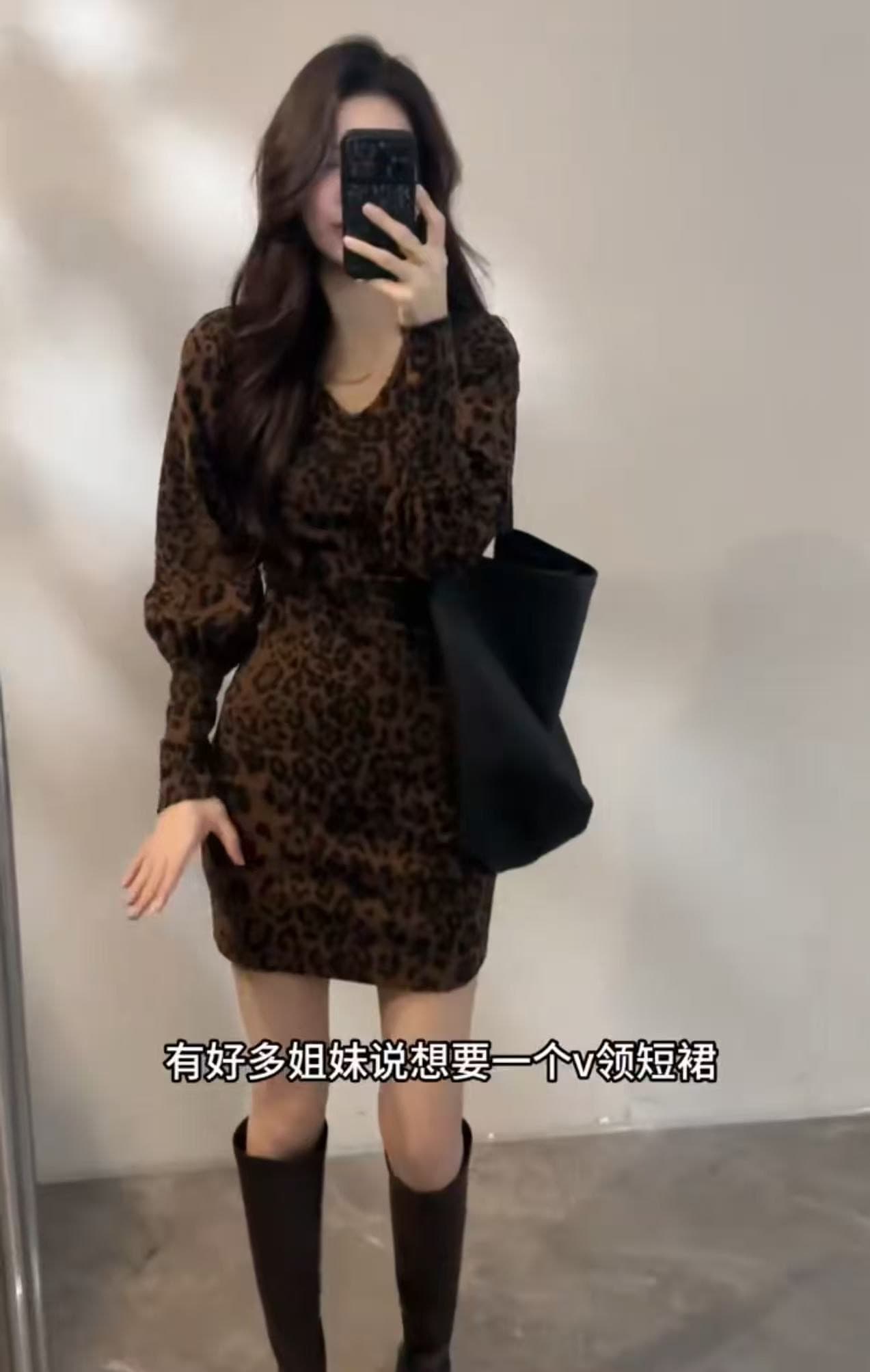 2026 가을 겨울 새로운 패션 레오파드 무늬 벌룬 소매 레트로 슬림해 보이는 몸매 가꾸기 긴팔 드레스 상세 이미지 5