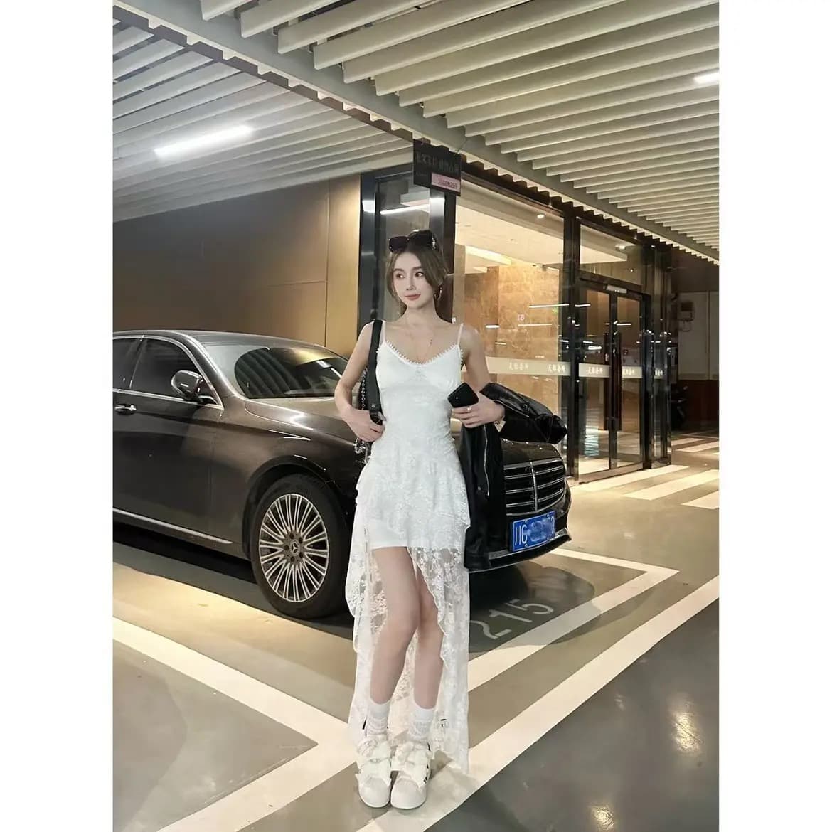 2026 봄 여름 새로운 불규칙 밑단 레이스 슬립 드레스 이미지 5