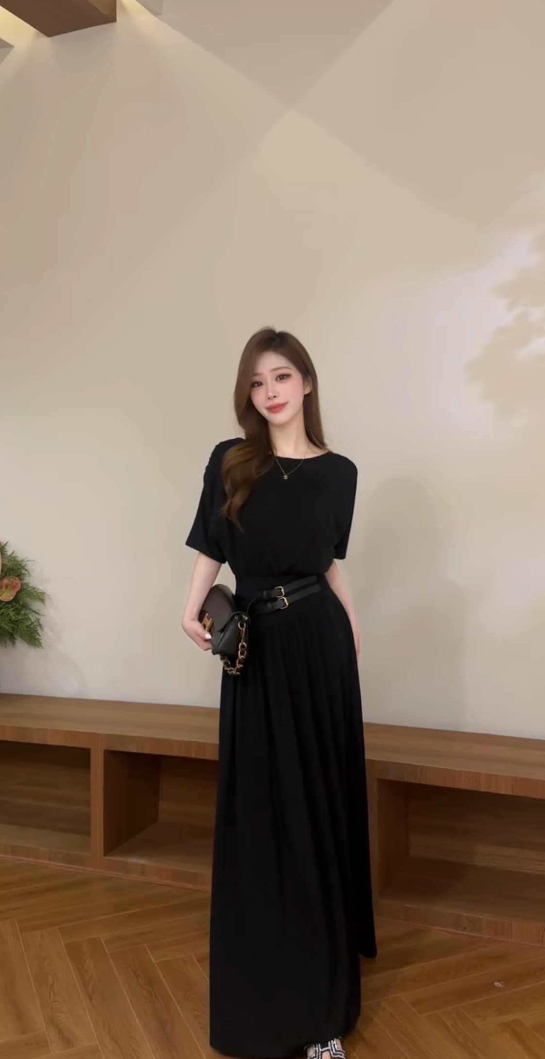 2026 여름 새로운 프랑스식 작은 대중 벨트 디자인 허리 수축 반팔 드레스 롱 스커트 상세 이미지 2