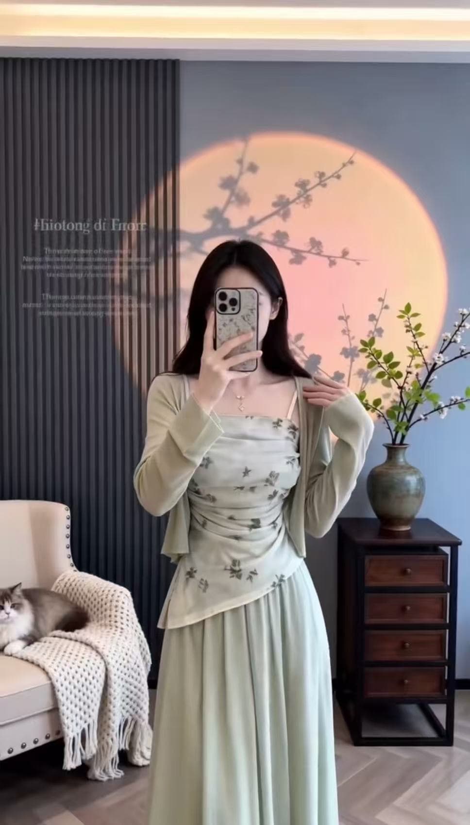 새로운 프랑스식 달콤한 매운맛 바람 자외선 차단 니트 오픈 가디건 불규칙 꽃무늬 작은 슬링 반신 스커트 3 세트 상세 이미지 3