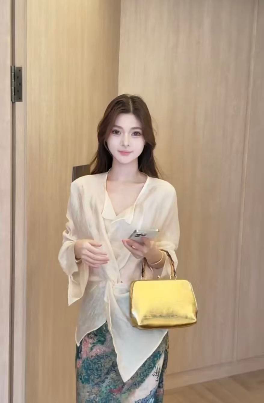 새로운 패션 품격 외국 가스 자외선 차단 비틀림 셔츠 하이웨이스트 슬림해 보이는 프린트 반신 스커트 투피스 세트 상세 이미지 3