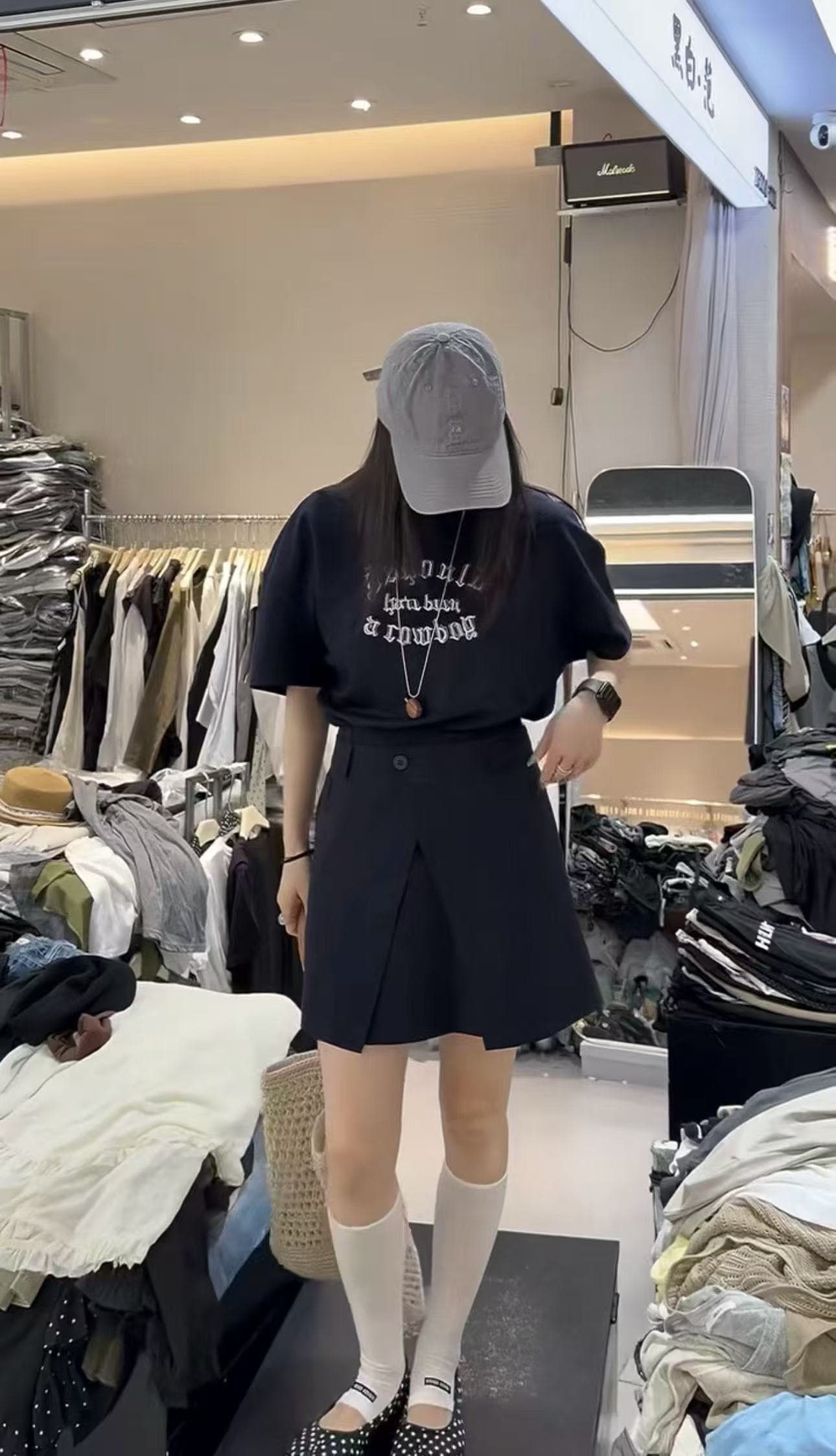 새로운 고급 유럽 상품 루즈핏 슬림해 보이는 인터넷 유명인 알파벳 자수 드레스 랩스커트팬츠 투피스 세트 이미지 2