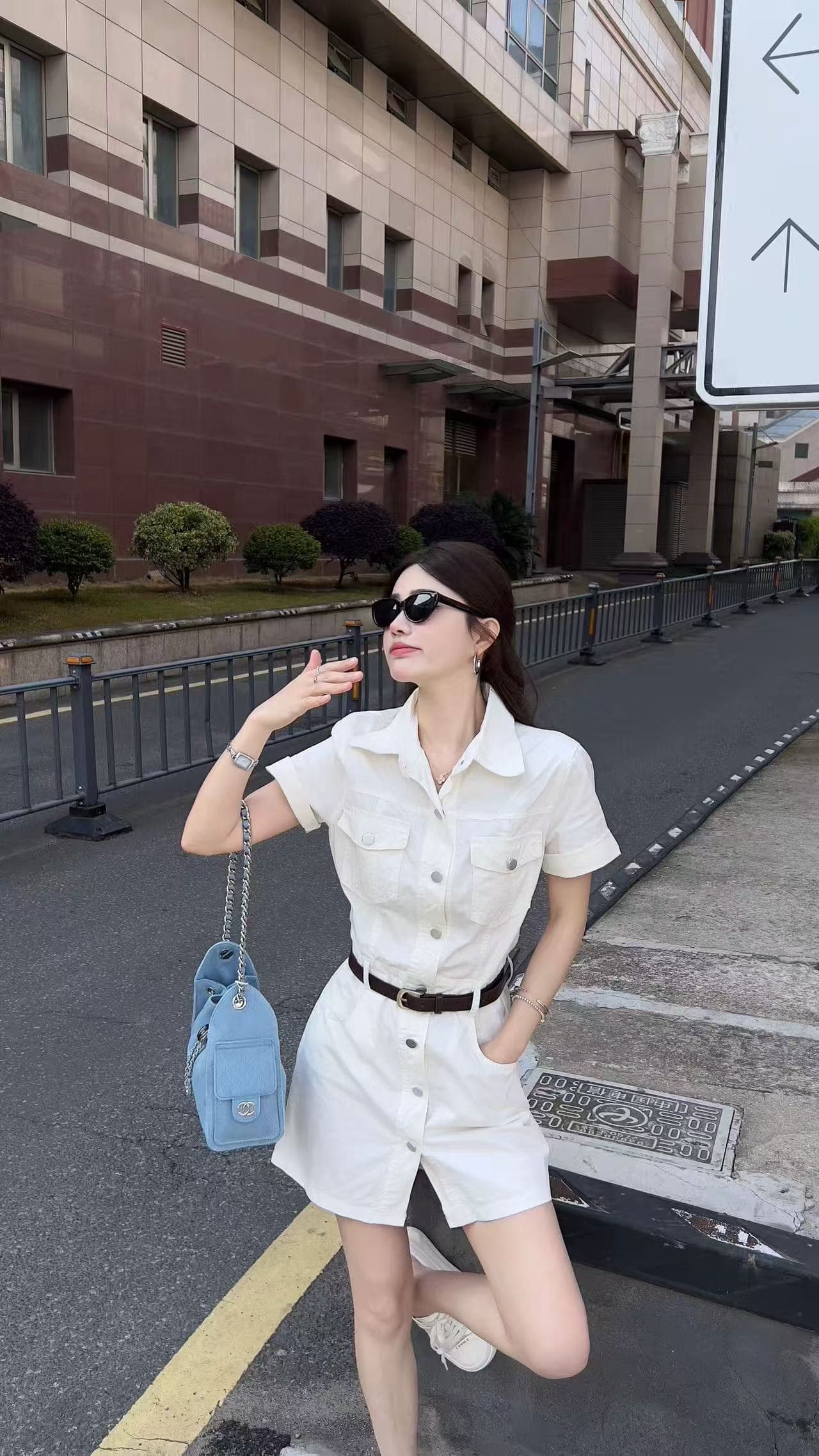 새로운 고급 센스 패션 허리 수축 슬림해 보이는 아메리칸 POLO 칼라 반팔 워크웨어 데님 드레스 상세 이미지 5