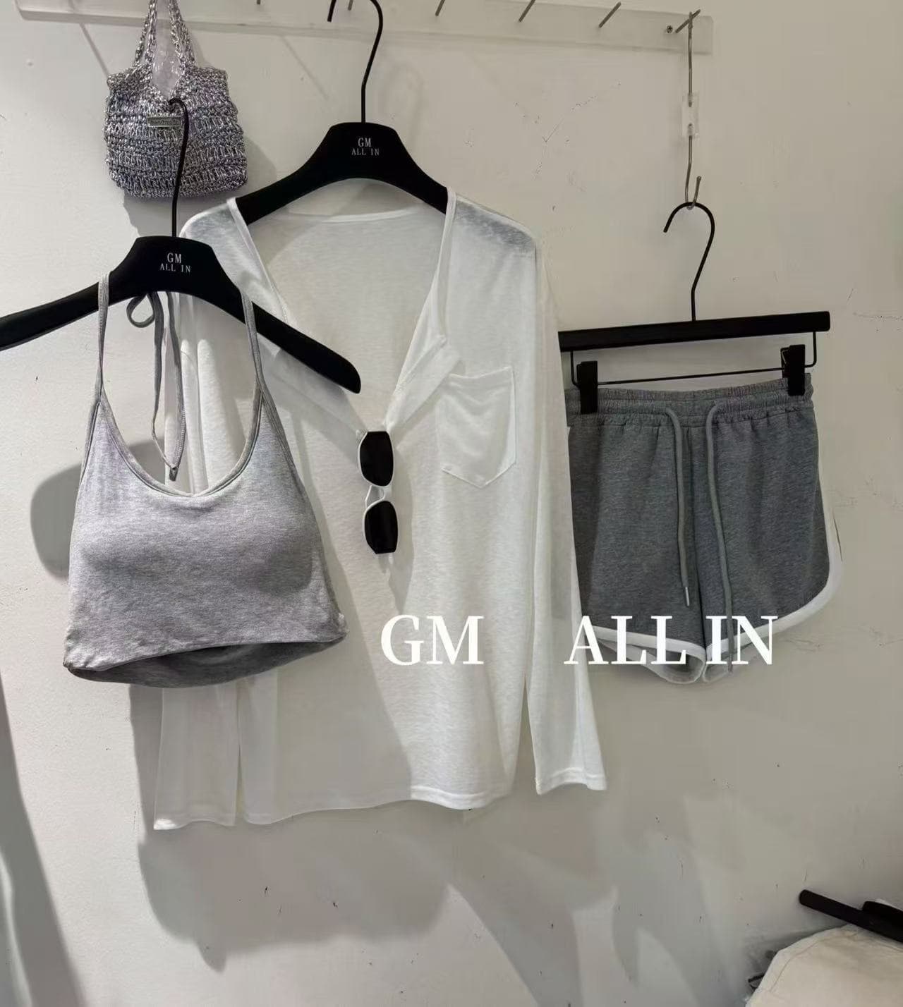 새로운 달콤한 매운맛 얇은 스타일 루즈핏 긴팔 에어컨 셔츠 행침 목 조끼 허리밴드 반바지 3 세트 상세 이미지 8