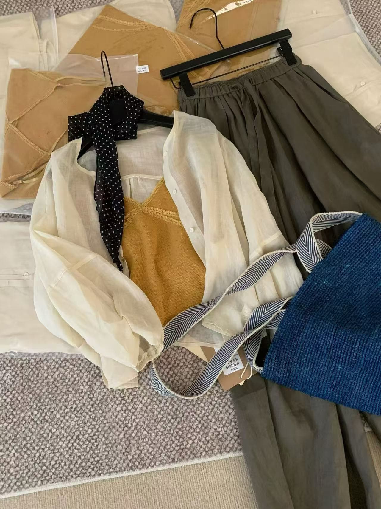 새로운 한국 스타일 차가운 얇은 스타일 패션 V넥 조끼 자외선 차단 오픈 가디건 허리밴드 캐주얼 바지 3 세트 상세 이미지 7