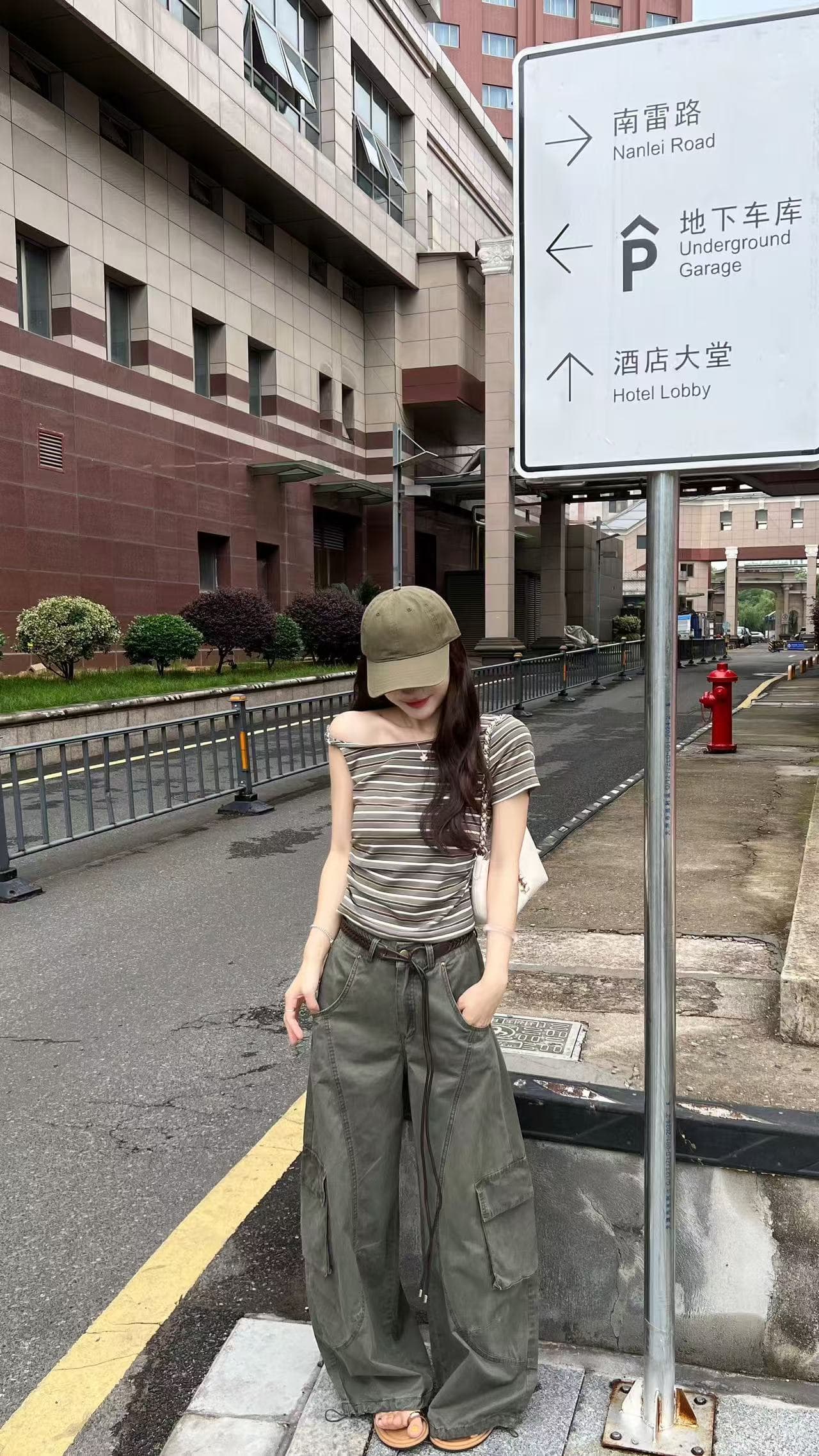 새로운 아메리칸 레트로 배색 스트라이프 비스듬한 어깨 의류 하이웨이스트 캐주얼 워크웨어 팬츠 벨트 3 세트 상세 이미지 9