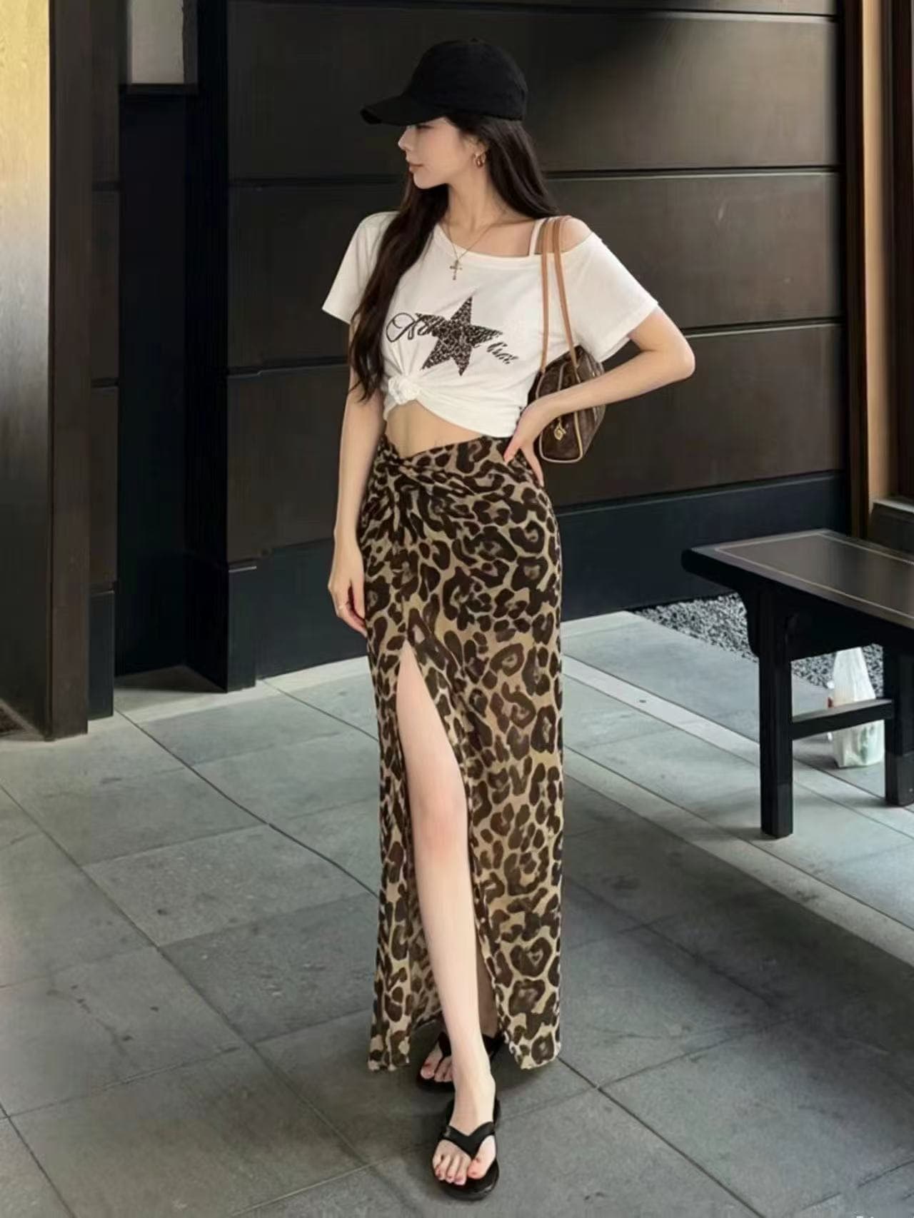 새로운 핫걸 바람 쇼트 스타일 프린트 보트넥 맨위 허리밴드 허리 트임 레오파드 무늬 반신 치마 세트 상세 이미지 4