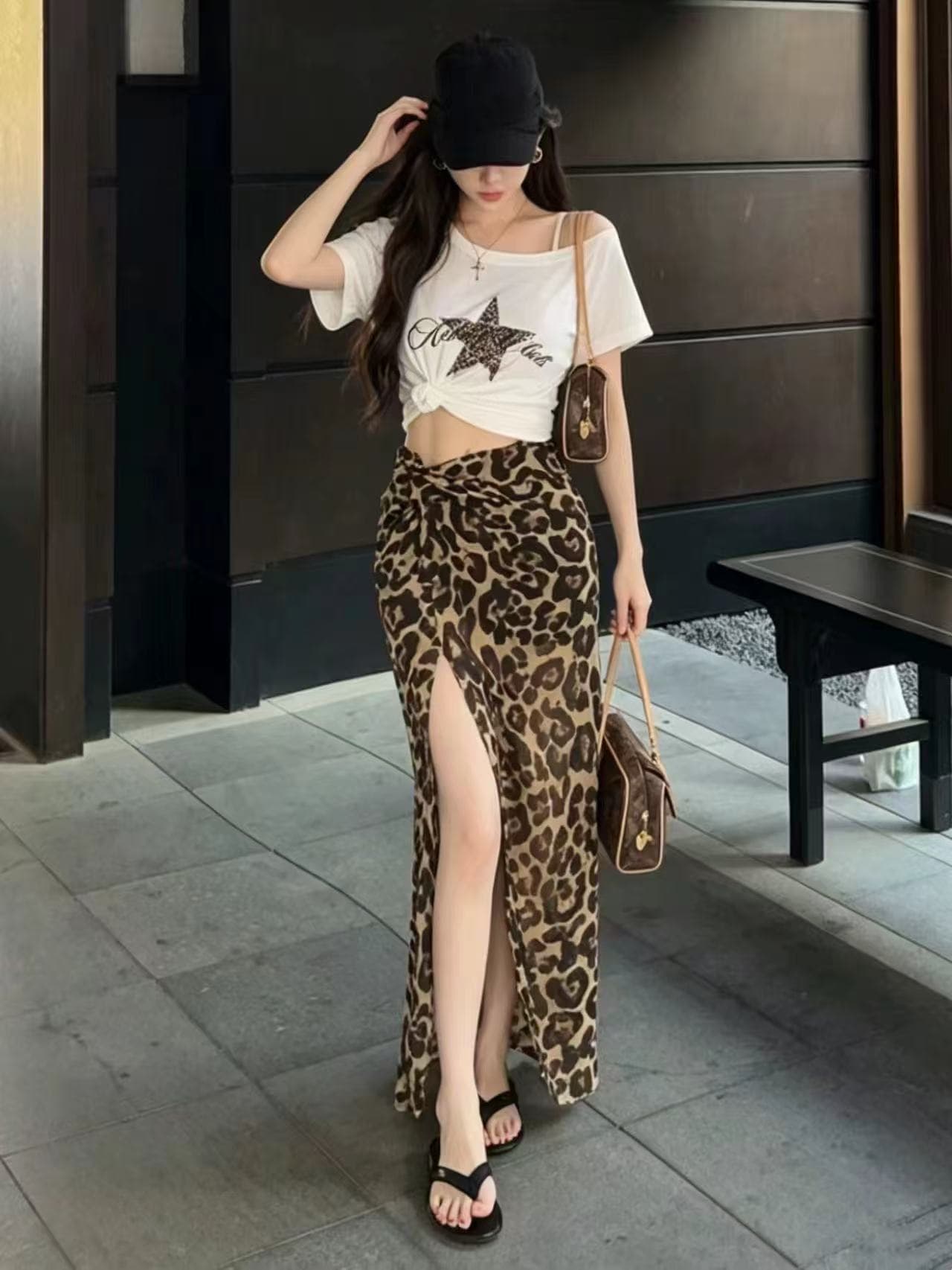 새로운 핫걸 바람 쇼트 스타일 프린트 보트넥 맨위 허리밴드 허리 트임 레오파드 무늬 반신 치마 세트 상세 이미지 7