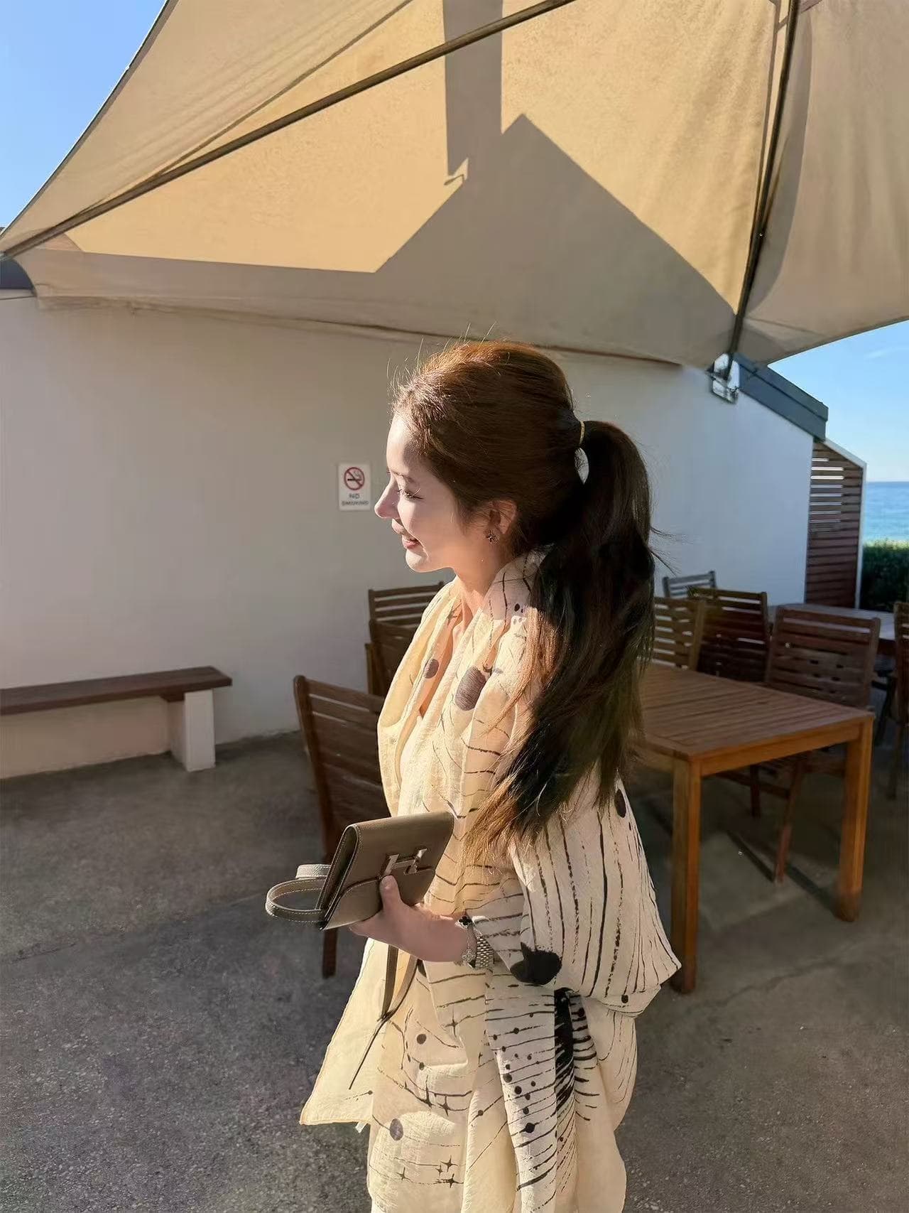 새로운 맞춤 수묵화 스타 망 프린트 해변가 Tulle 자외선 차단 숄 맨위 하이웨이스트 미니 스커트 3 세트 이미지 3