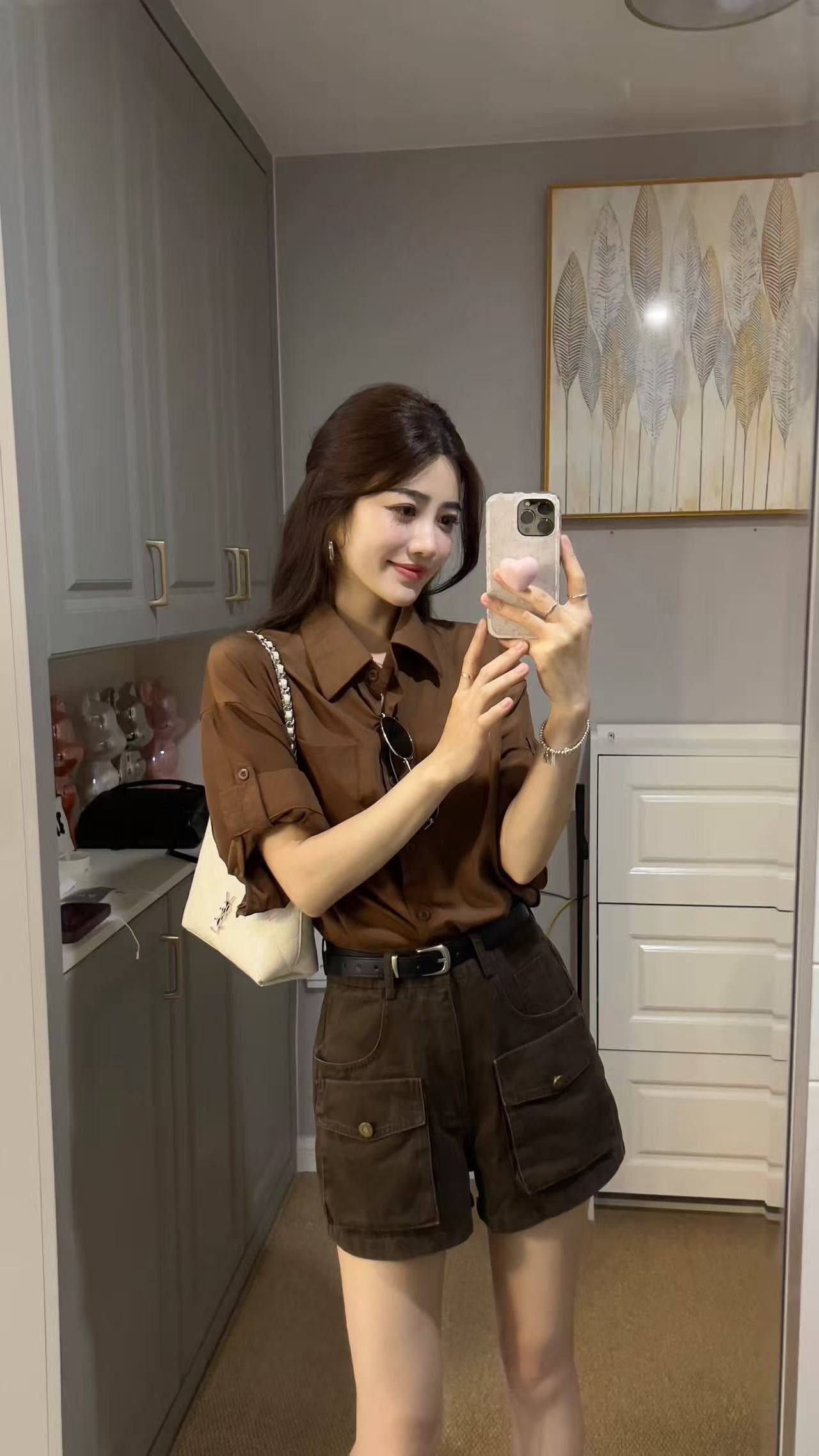 새로운 패션 오래된 돈 바람 품격 슬림해 보이는 폴로 칼라 셔츠 하이웨이스트 워크웨어 반바지 벨트 3 세트 상세 이미지 5
