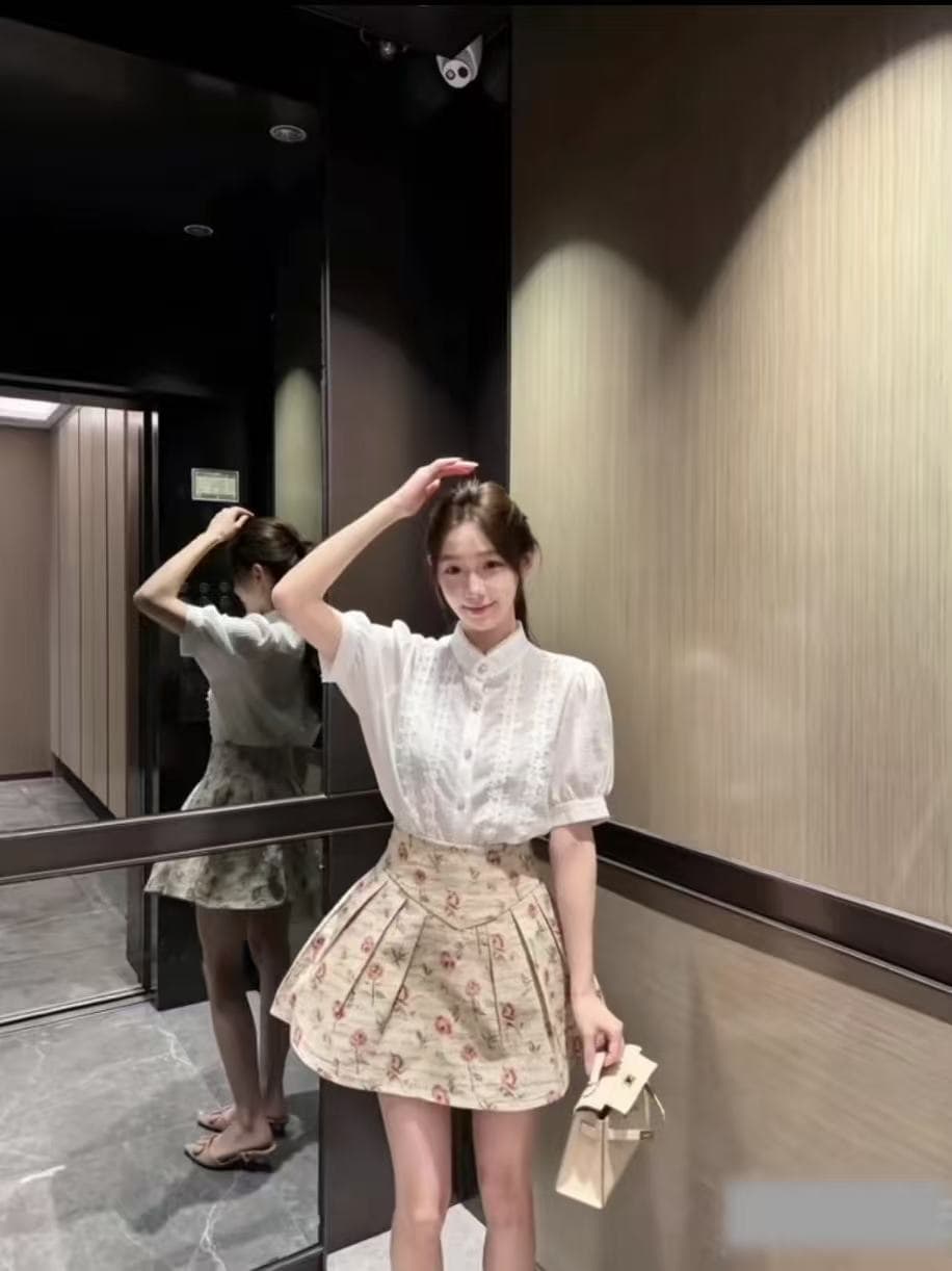 새로운 패션 프랑스식 천 금빛 바람 홀로우 아웃 레이스 거품 소매 셔츠 하이웨이스트 꽃무늬 반신 치마 세트 이미지 5