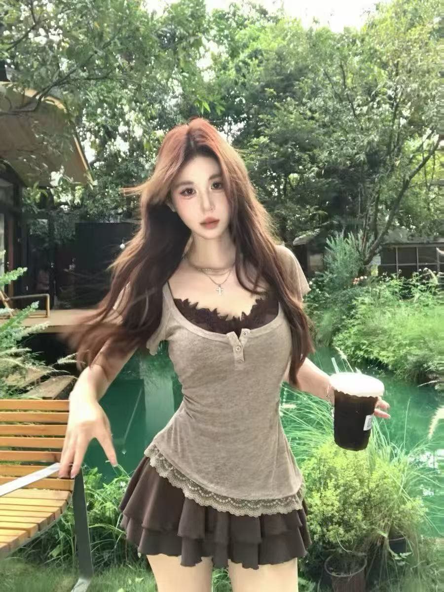 새로운 순수한 욕망 달콤한 매운맛 바람 아름다운 꼬집기 허리 고유 한 Chic 불규칙 블라우스 슬림해 보이는 케이크 미니 스커트 세트 상세 이미지 3