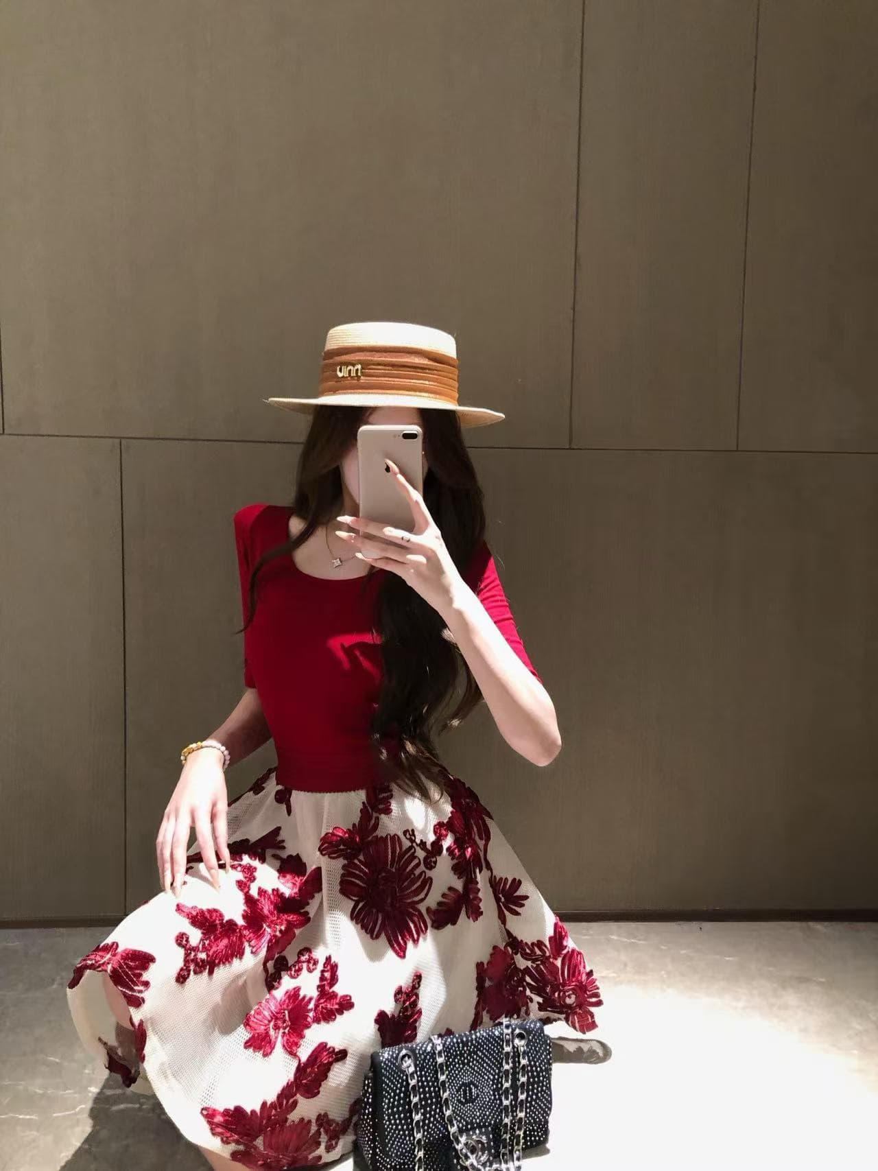 새로운 프랑스식 명문 여성 바람 미니멀리즘 중 䄂 맨위 허리밴드 파란색 자수 꽃 반신 치마 세트 이미지 2