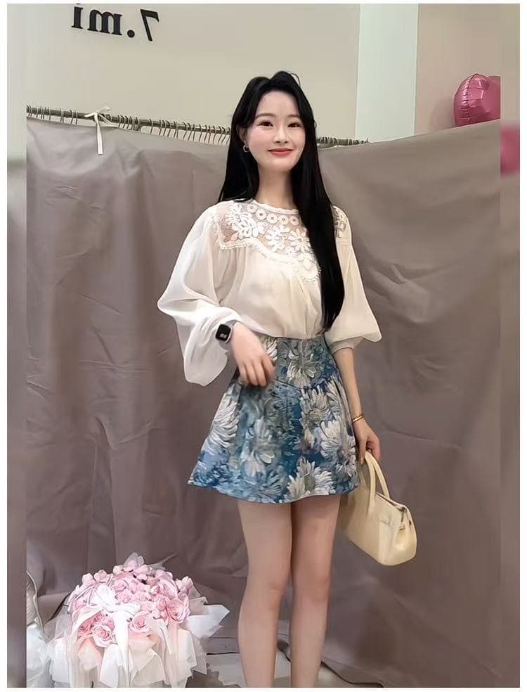 새로운 패션 작은 샤넬 스타일 홀로우 아웃 레이스 조각 벌룬 소매 셔츠 하이웨이스트 자카드 한 마디 치마 세트 이미지 3