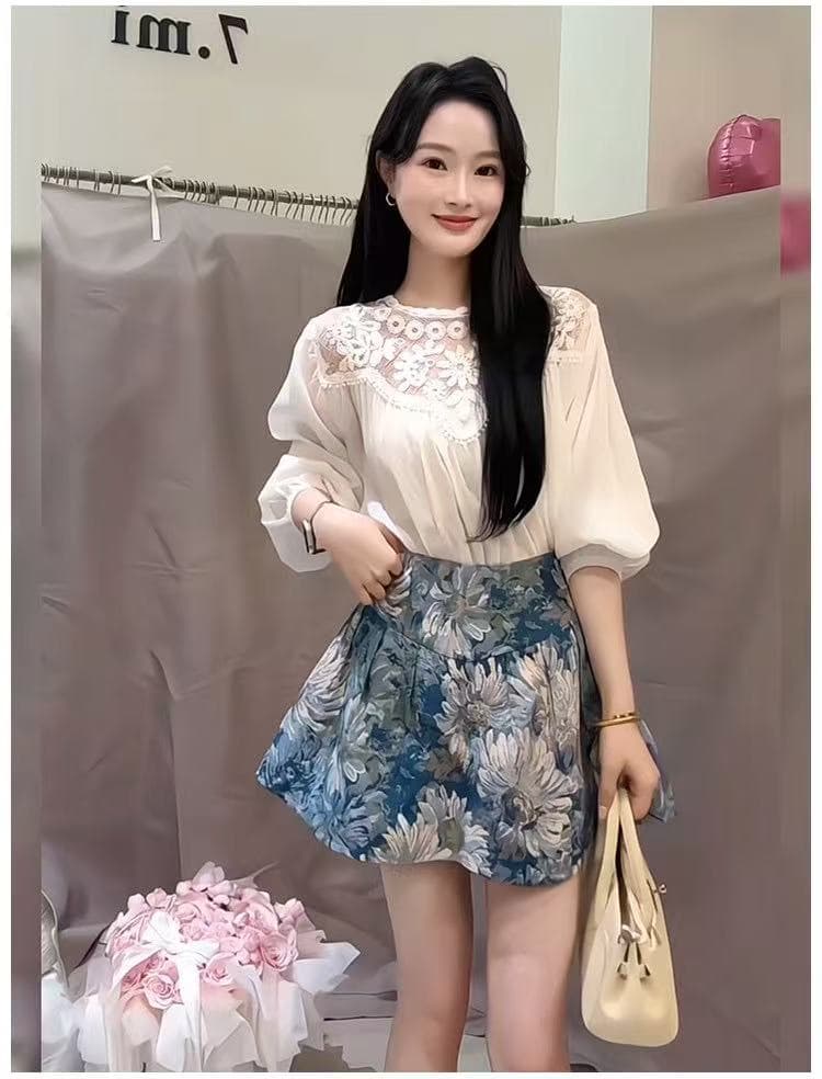 새로운 패션 작은 샤넬 스타일 홀로우 아웃 레이스 조각 벌룬 소매 셔츠 하이웨이스트 자카드 한 마디 치마 세트 상세 이미지 1