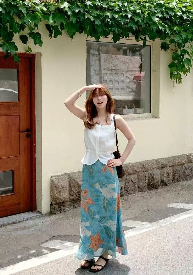새로운 패션 레이스 허리 수축 조끼 작은 셔츠 허리밴드 파란색 프린트 꽃 반신 치마 세트 상세 이미지 5