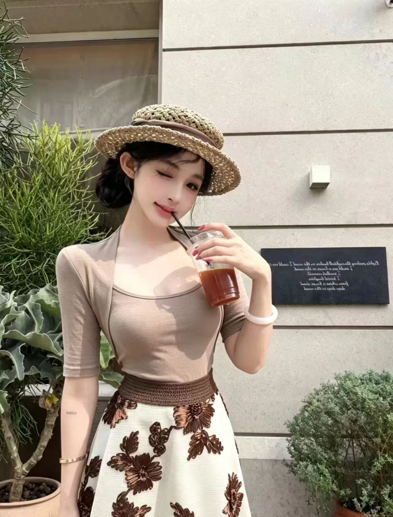 새로운 한국 스타일 패션 광장 칼라 몸매 가꾸기 중간 소매 맨위 허리밴드 자수 미니멀리즘 반신 치마 세트 이미지 3
