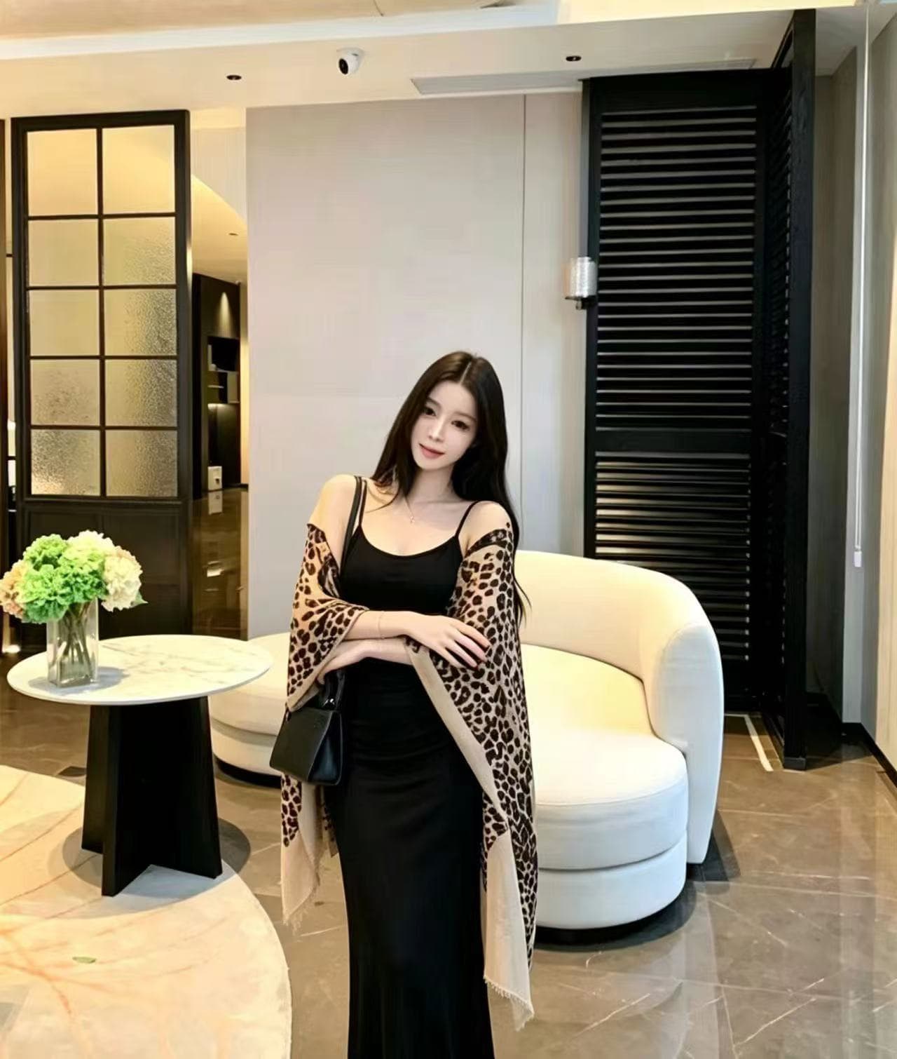 새로운 오래된 돈 바람 빛 럭셔리 패션 품격 고급 센스 숄 슬립 몸매 가꾸기 드레스 투피스 세트 이미지 3