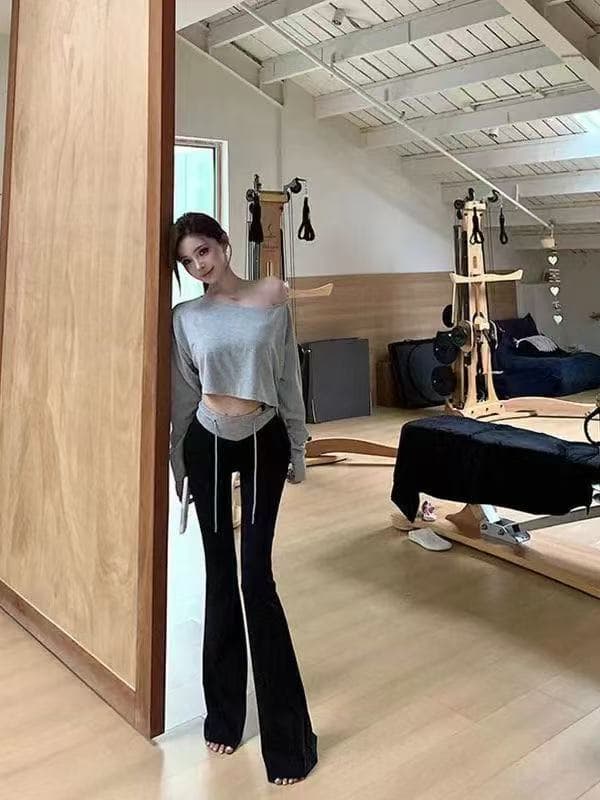 새로운 한국 스타일 패션 기초 섹션 게으른 바람 오프숄더 짧은 티셔츠 하이웨이스트 패치워크 모델 작업자 바지 세트 상세 이미지 3