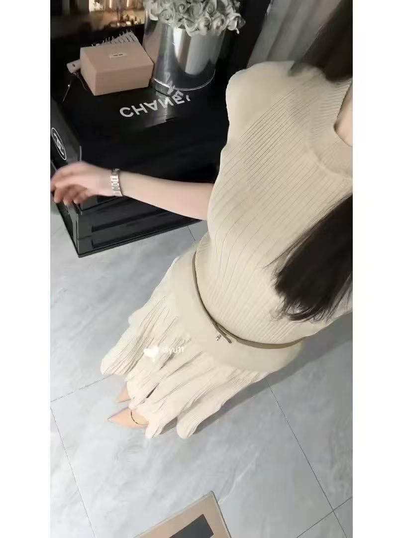 새로운 고유 한 아름다운 몸매 가꾸기 반하이넥 니트 맨위 벨트 허리밴드 반신 스커트 3 세트 이미지 2