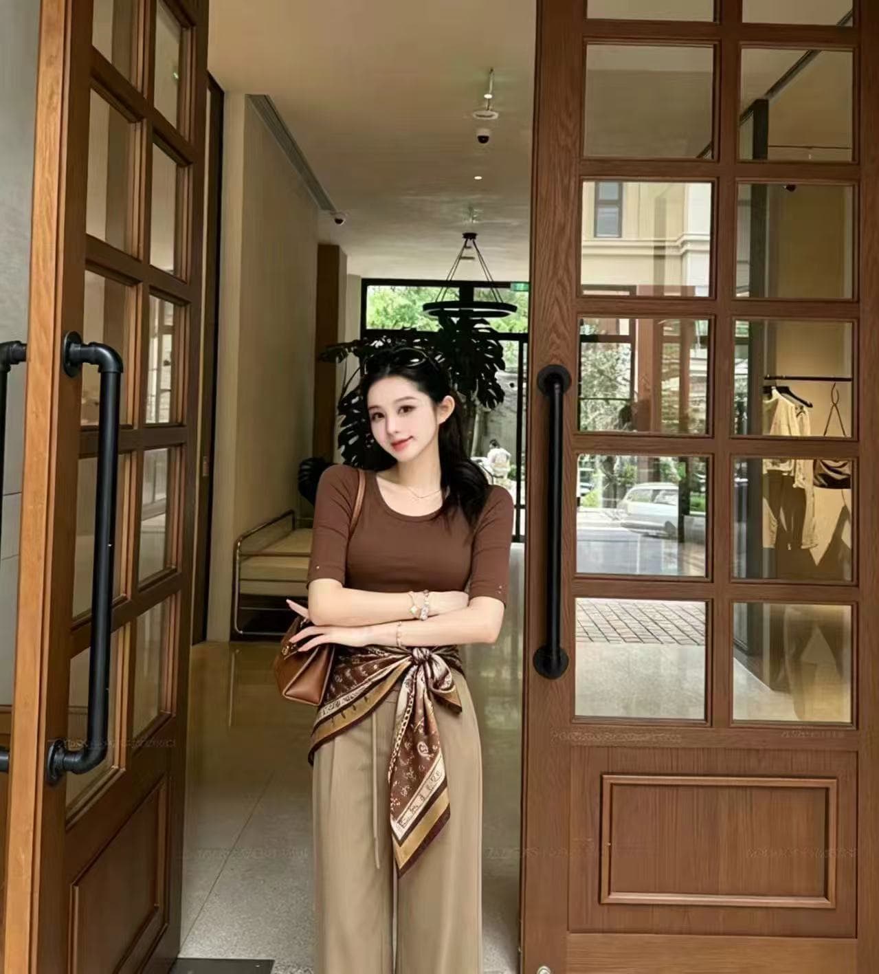 새로운 핫걸 레트로 u 칼라 중간 소매 몸매 가꾸기 맨위 허리밴드 9 포인트 캐주얼 바지 스카프 3 세트