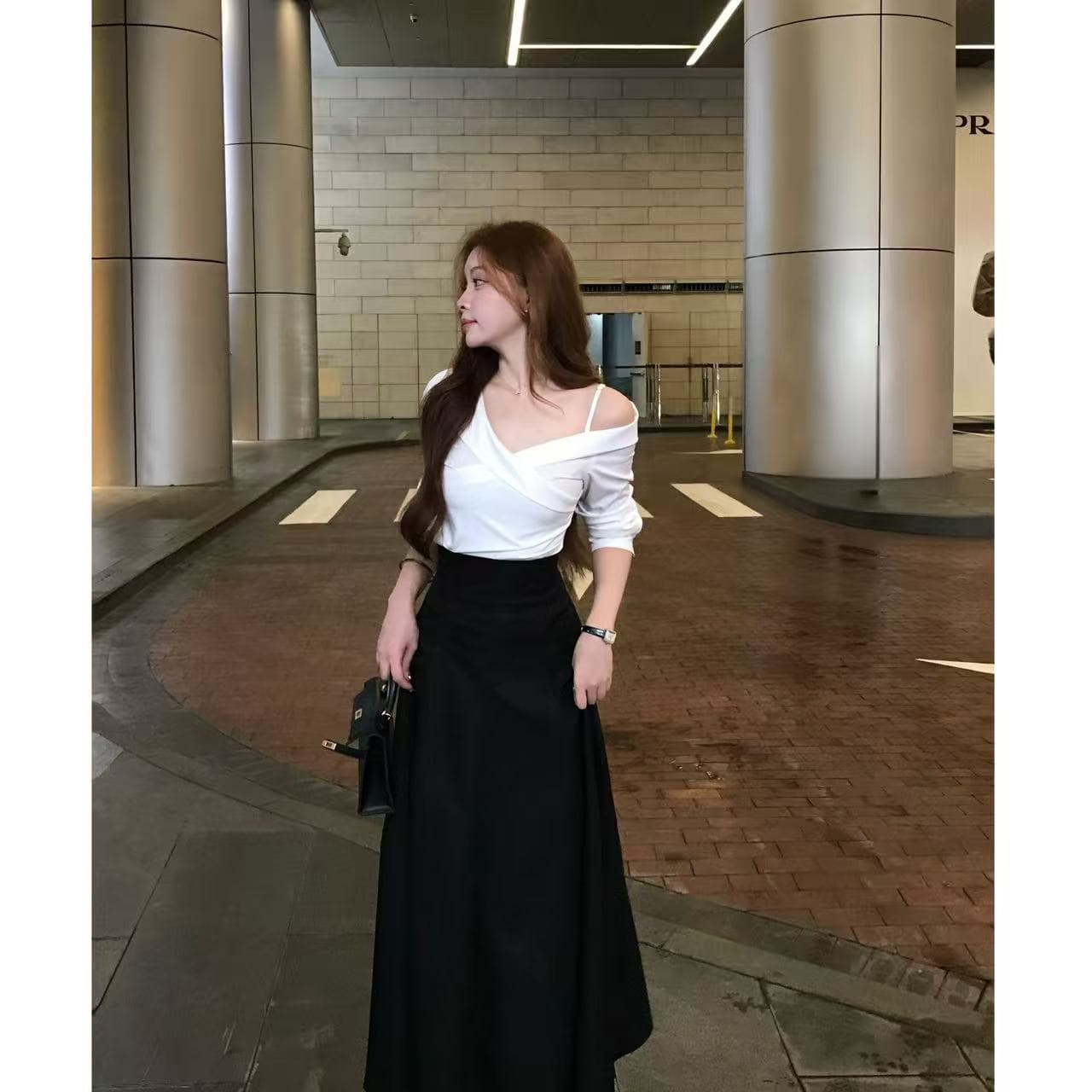 새로운 한국 스타일 패션 오프숄더 슬립 긴팔 셔츠 하이웨이스트 슬림해 보이는 대 우산 치마 반신 치마 세트 이미지 2