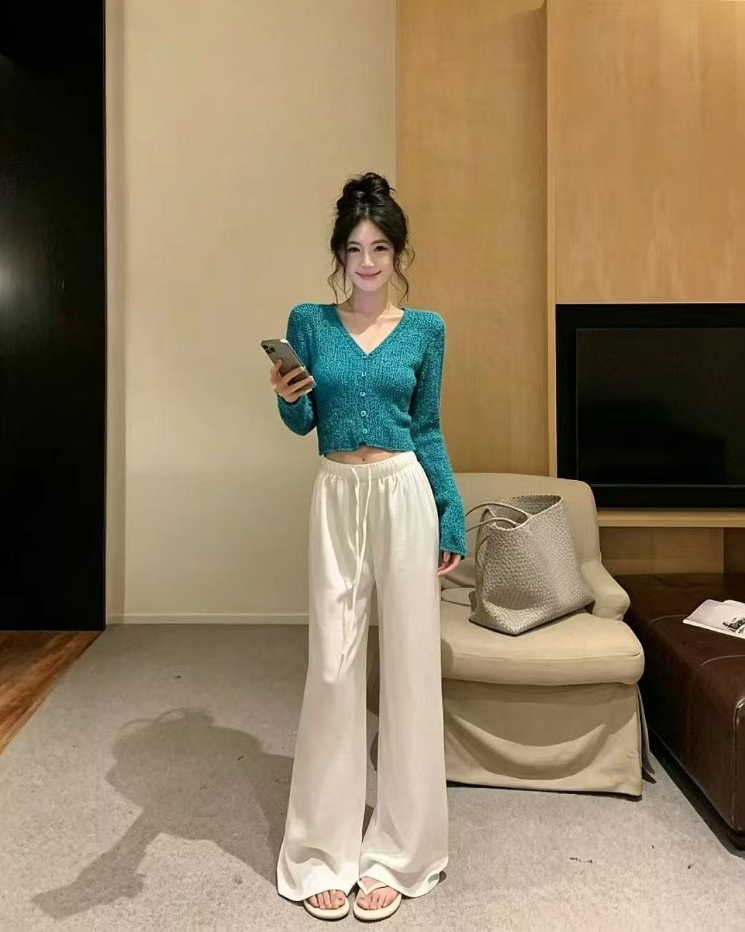 새로운 한국 스타일 패션 V넥 공작 블루 스웨터 오픈 가디건 허리밴드 슬림해 보이는 패션 캐주얼 투피스 세트 상세 이미지 1