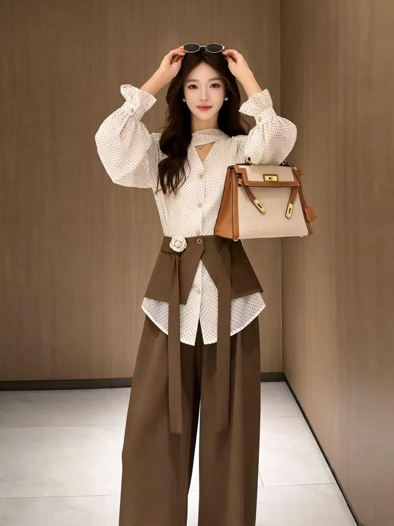 새로운 프랑스식 코치 출퇴근 V넥 도트 무늬 셔츠 하이웨이스트 도루 센스 캐주얼 바지 방귀 커튼 3 세트 상세 이미지 4