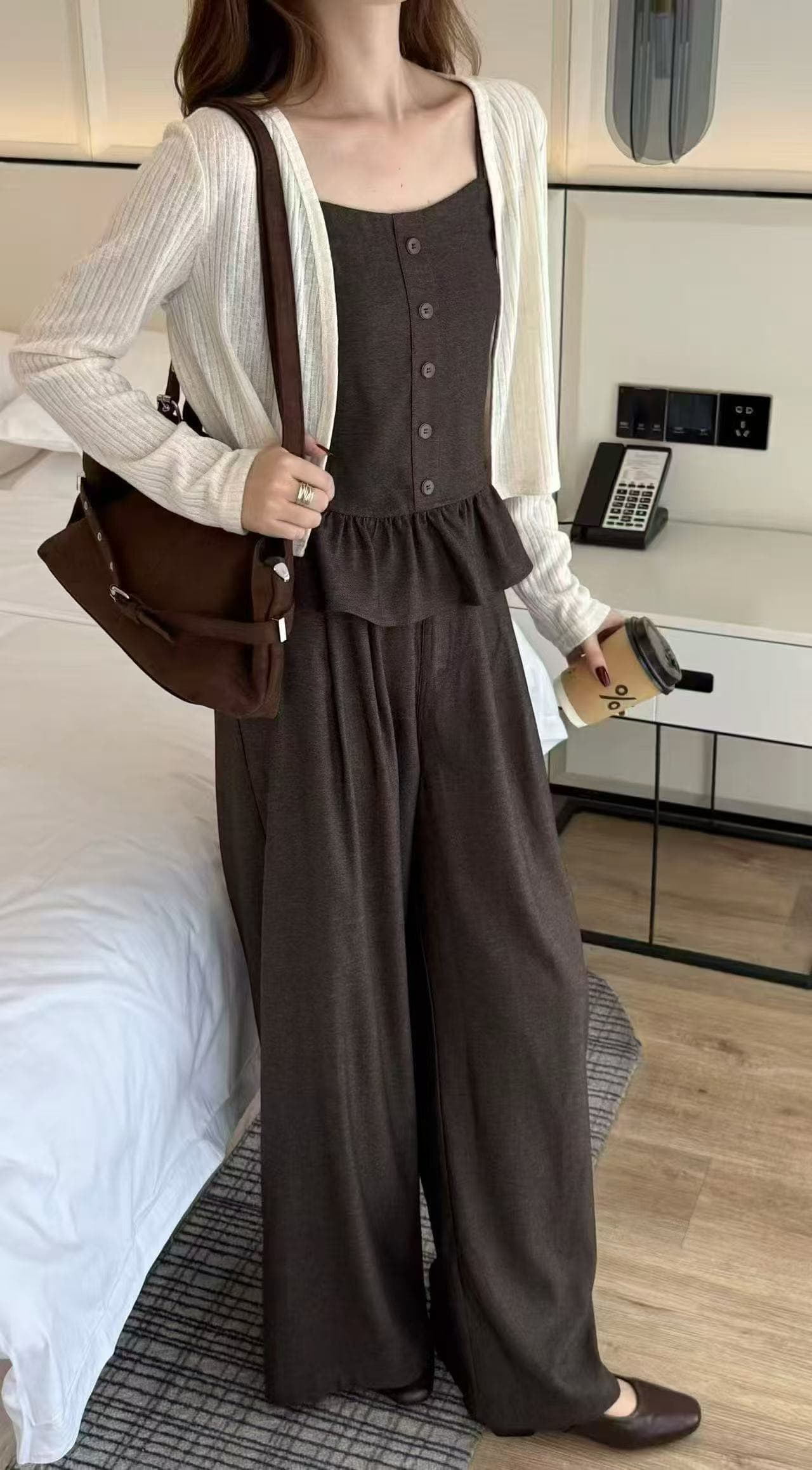 새로운 느긋한 바람 슬림해 보이는 작은 청신 오픈 가디건 칼라 프릴 슬립 허리밴드 와이드 레그 팬츠 3종 세트 상세 이미지 3