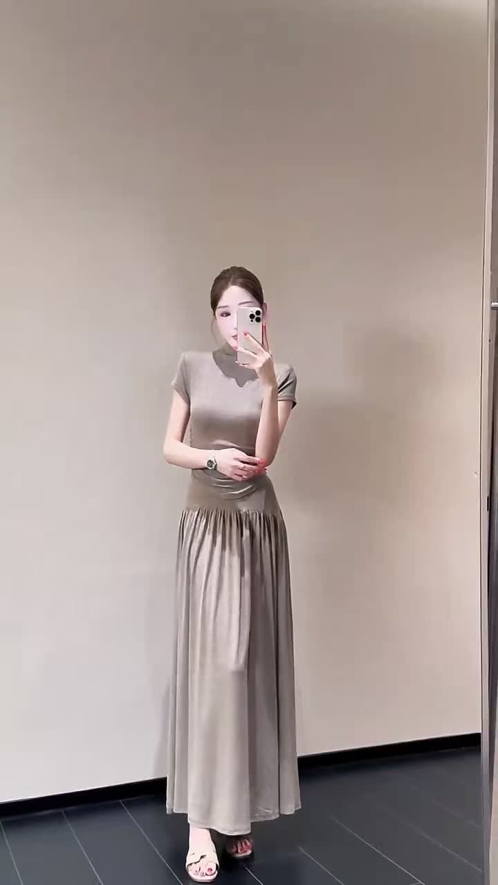 새로운 순수한 욕망 바람 섹시함 핫걸 품격 민소매 몸매 가꾸기 조끼 허리밴드 큰 진자 반신 스커트 투피스 세트 이미지 3