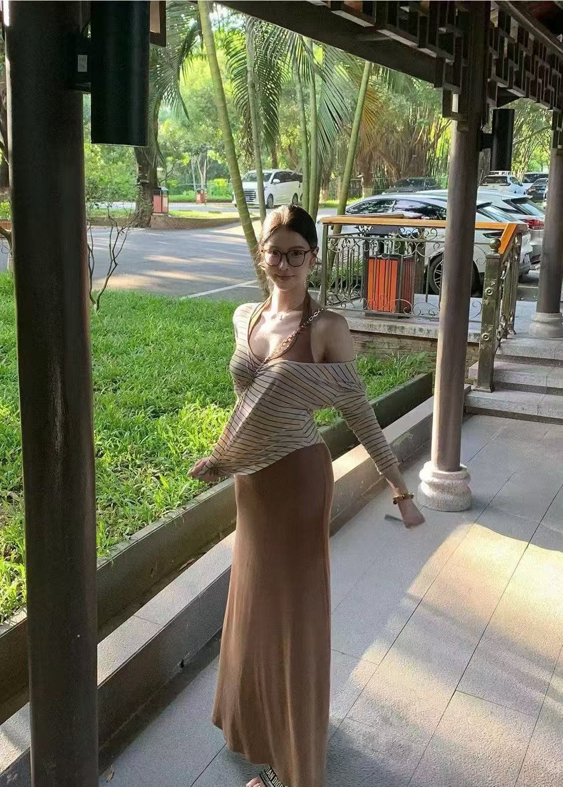 새로운 한국 스타일 패션 레트로 스트라이프 슬림해 보이는 만나는 블라우스 행침 목 슬림해 보이는 슬립 치마 세트 상세 이미지 3
