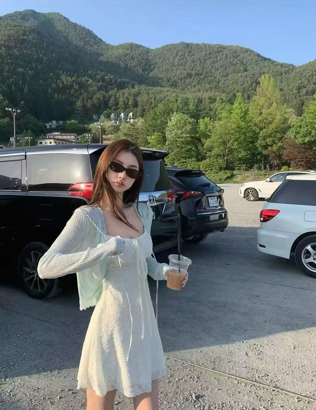 새로운 한국 스타일 패션 통기성 자외선 차단 니트 오픈 가디건 레이스 허리 수축 슬림해 보이는 슬립 점프 슈트 치마 세트 상세 이미지 1