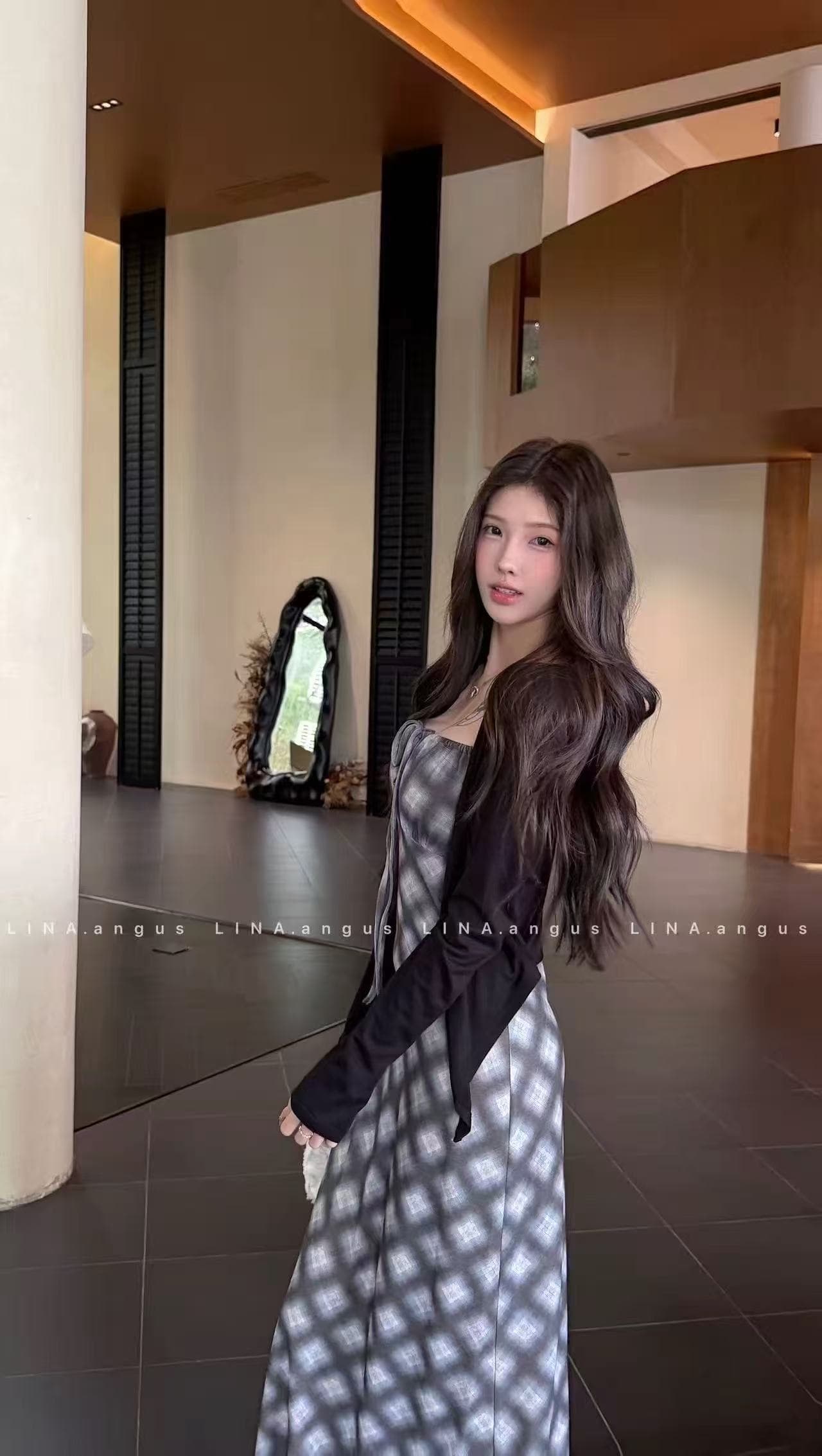새로운 한국 스타일 패션 디자인 센스 펌프 로프 스트랩 체크무늬 드레스 외부 피 투피스 세트 상세 이미지 4