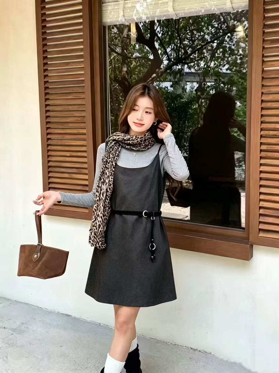 새로운 한국 스타일 패션 미니멀리즘 레트로 기본 셔츠 슬립 드레스 벨트 스카프 4 세트 상세 이미지 1