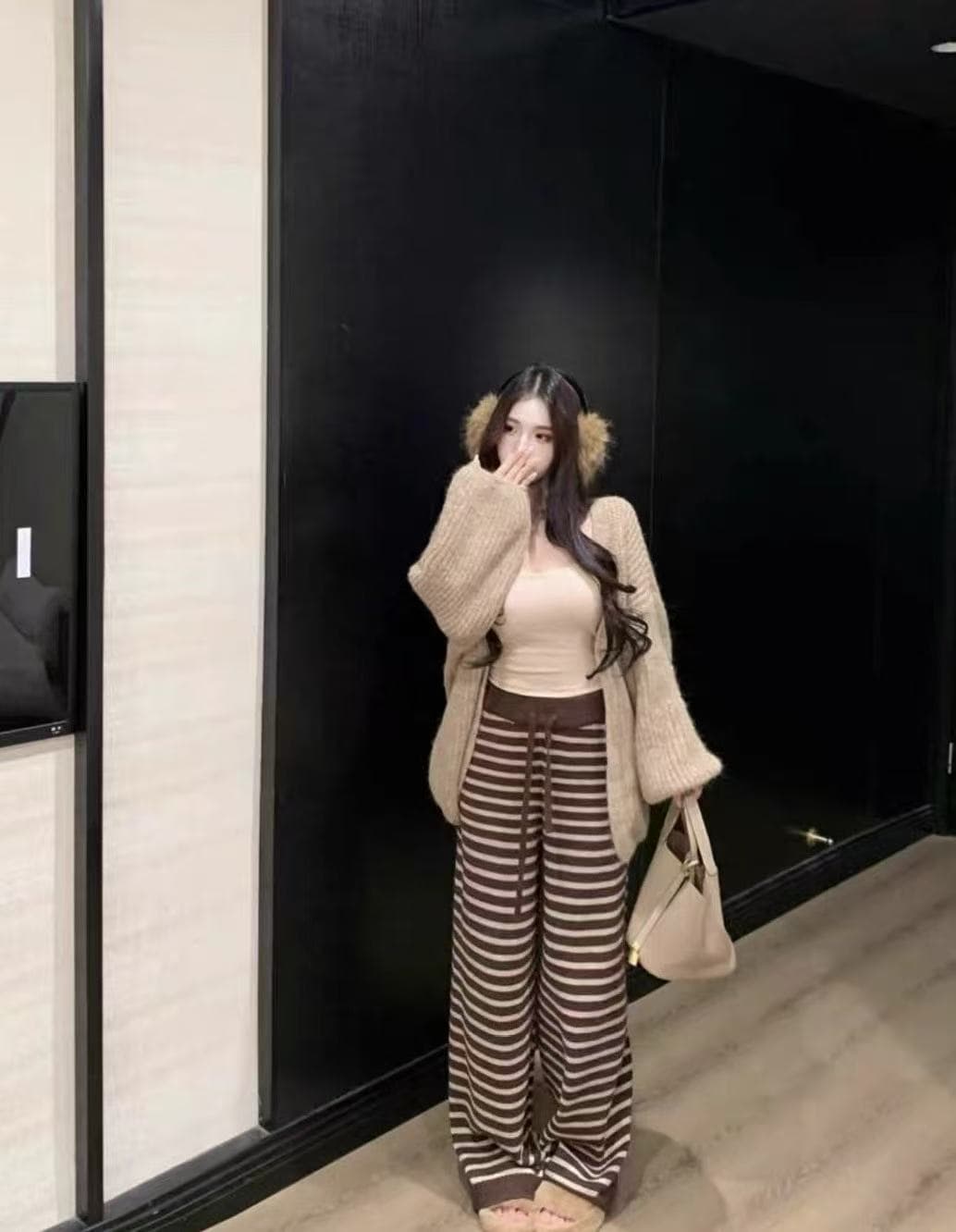 새로운 느긋한 바람 패션 루즈핏 스웨터 코트 슬립 허리밴드 스트라이프 캐주얼 바지 3 세트 상세 이미지 4