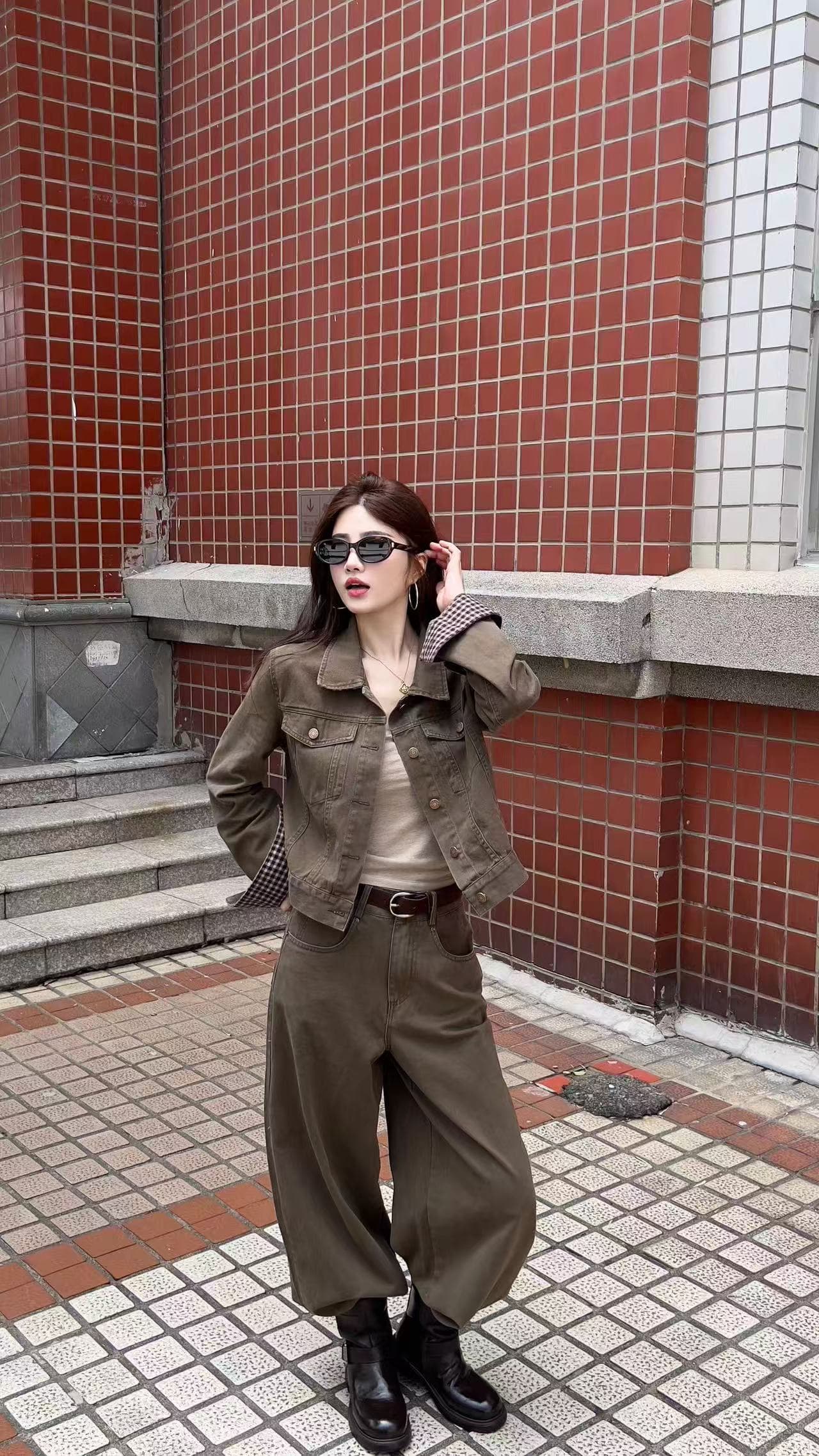 새로운 인터넷 유명인 아름다움 라드. 데님 패치워크 체크무늬 쇼트 스타일 재킷 하이웨이스트 와이드 레그 팬츠 벨트 3 세트 상세 이미지 9