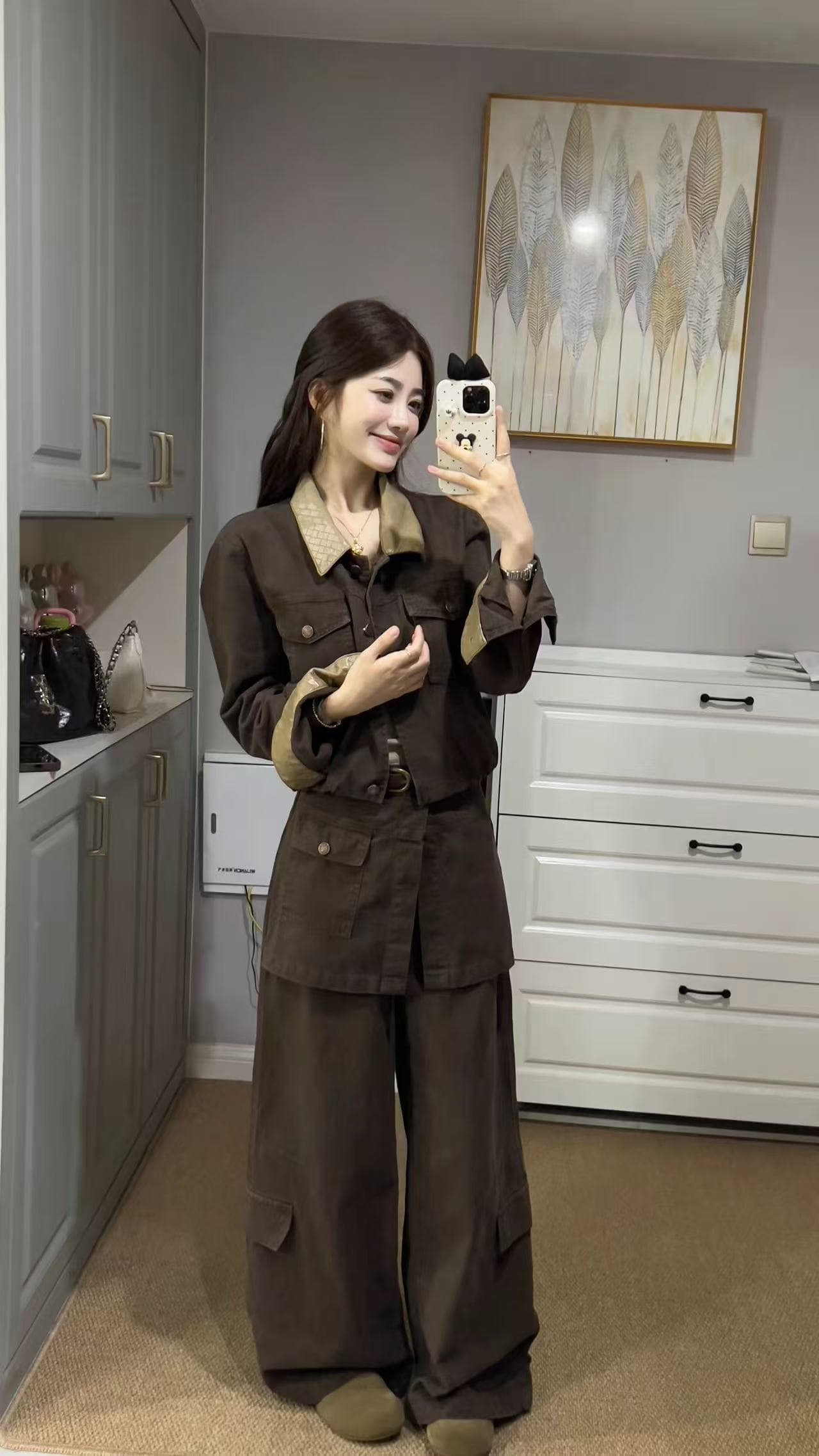 새로운 인터넷 유명인 아름다움 라드. 데님 패치워크 가죽 자켓 하이웨이스트 방귀 커튼 와이드 레그 팬츠 벨트 3 세트 상세 이미지 1