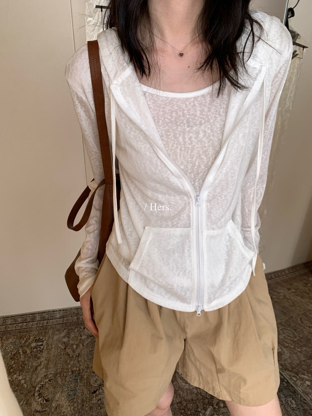 여름 켜기 새로운 hers 미니멀리즘 일상 출퇴근 페이크 레이어드 패치워크 후드 긴팔 티셔츠 캐주얼 슬림해 보이는 자외선 차단 맨위 이미지 3