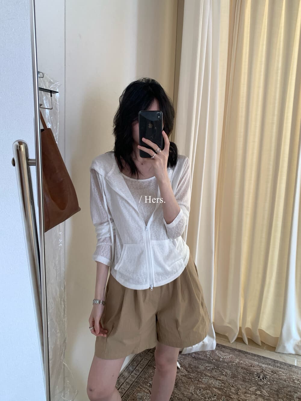 여름 켜기 새로운 hers 미니멀리즘 일상 출퇴근 페이크 레이어드 패치워크 후드 긴팔 티셔츠 캐주얼 슬림해 보이는 자외선 차단 맨위 상세 이미지 3