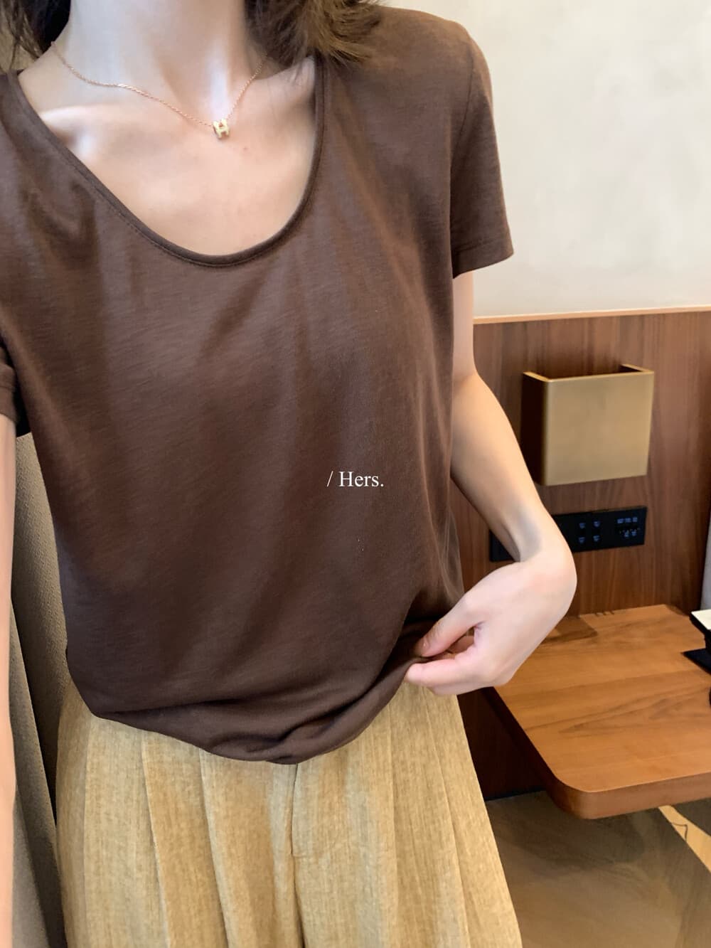 여름 켜기 새로운 hers 편안함 라이 경기 서울 얼음 센스 가면 단색 반팔 티셔츠 한국 스타일 캐주얼 슬림해 보이는 질감 맨위 이미지 3
