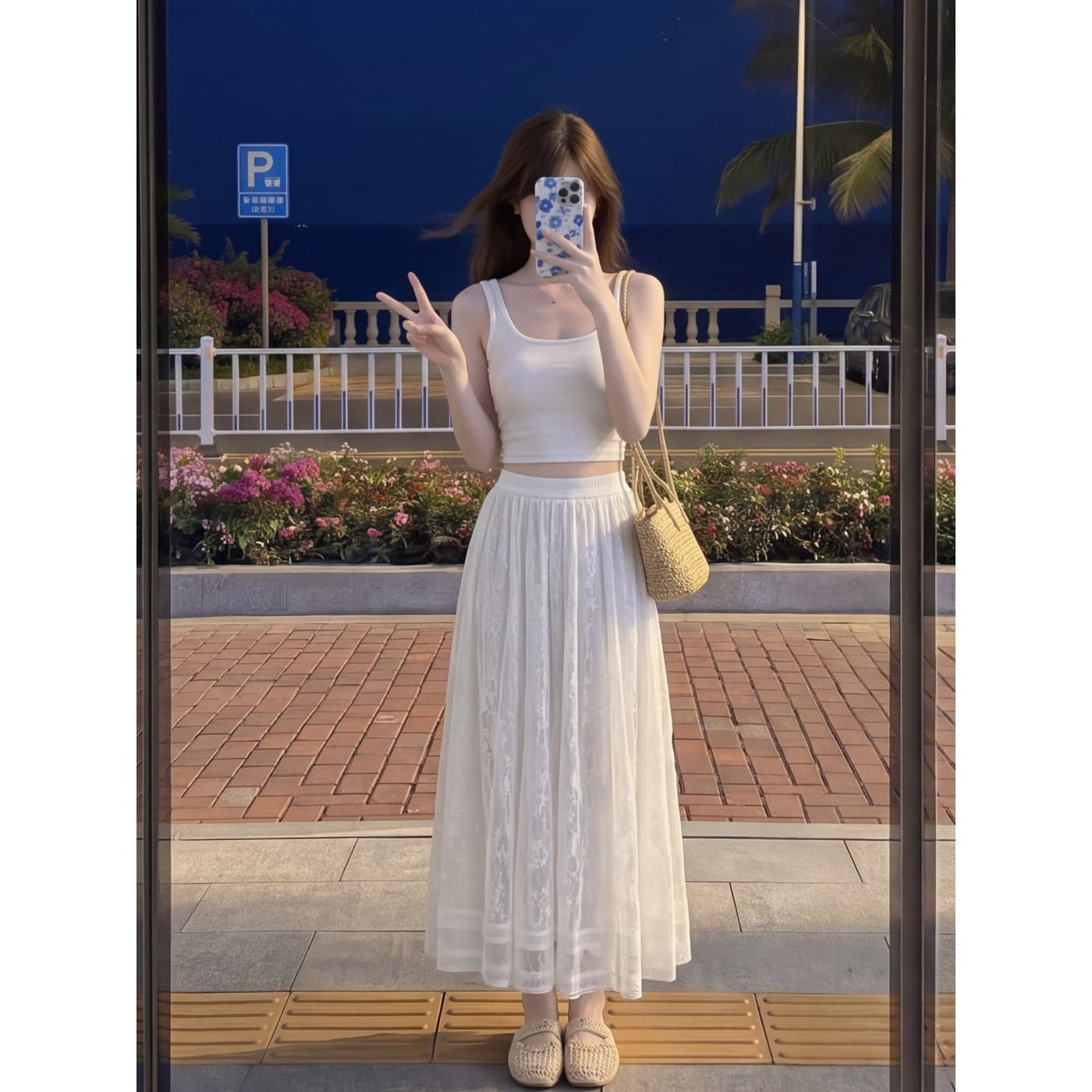 실사 재고 있음 홀로우 아웃 레이스 반신 스커트 여름 섹션 품격 단색 롱 스커트 큰 진자 도루 센스 A라인 스커트