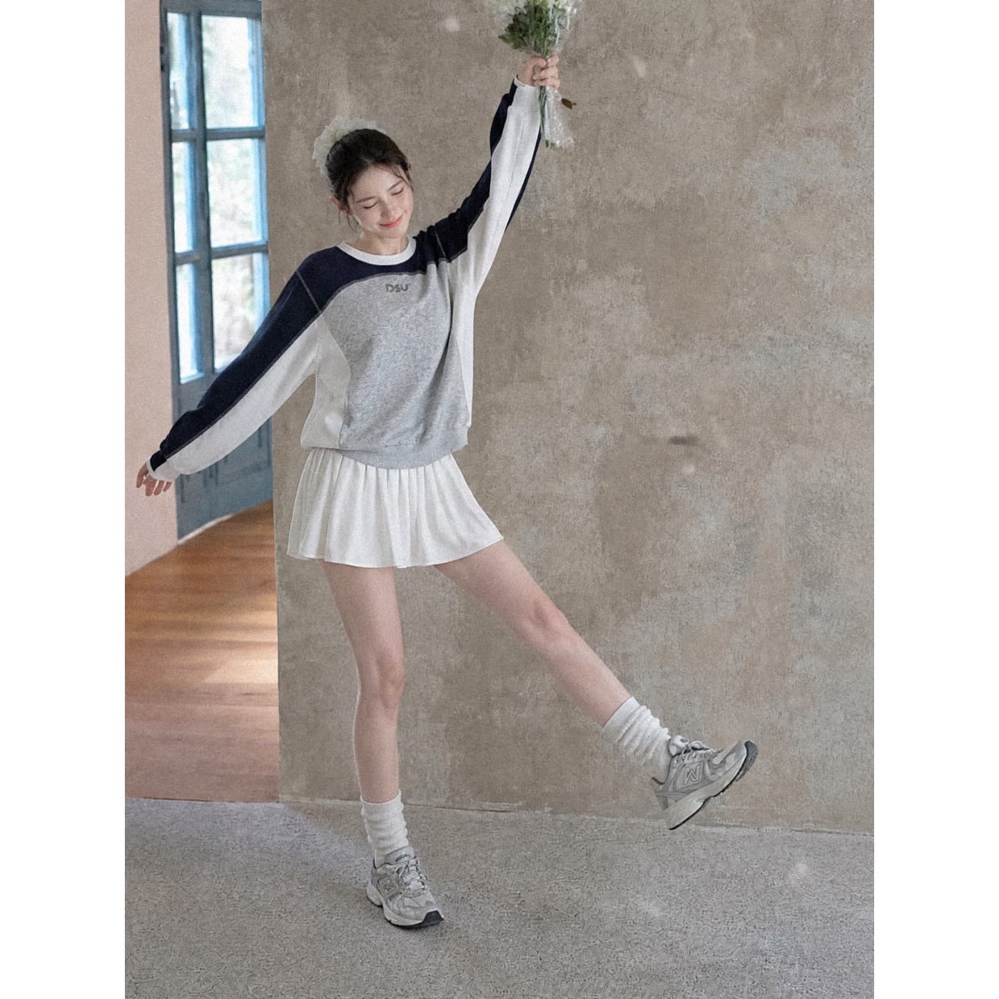 실사 재고 있음 가을 신제품 배색 패치워크 캐주얼 루즈핏 라운드 넥 후드티 여성 아메리칸 레트로 털 서클 순면 이미지 2