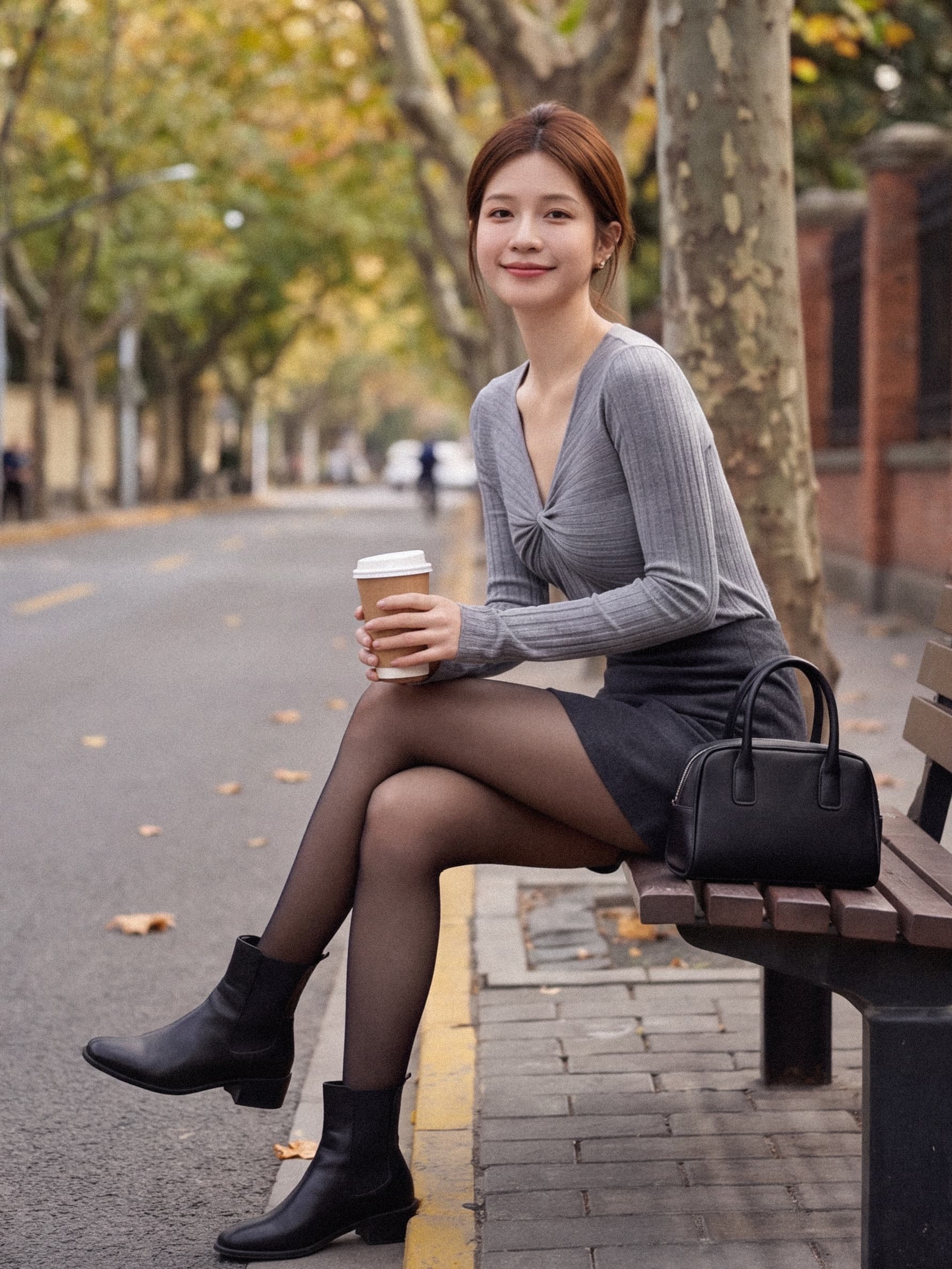 실사 재고 있음 질감 곡물 십자가 비틀림 V넥 긴팔 티셔츠 여성 2026 이른 가을 부드러운 화이트 몸매 가꾸기 만나는 상세 이미지 12
