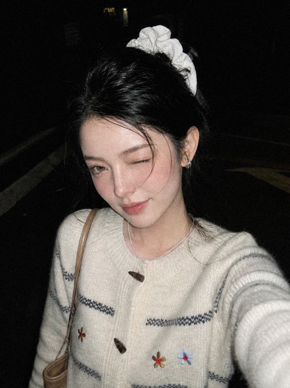실사 재고 있음 한 부서 공정한 섬 소뿔 버클 스웨터 여성 코트 가을 겨울 루즈핏 슬림해 보이는 느긋한 니트 오픈 가디건 상세 이미지 1