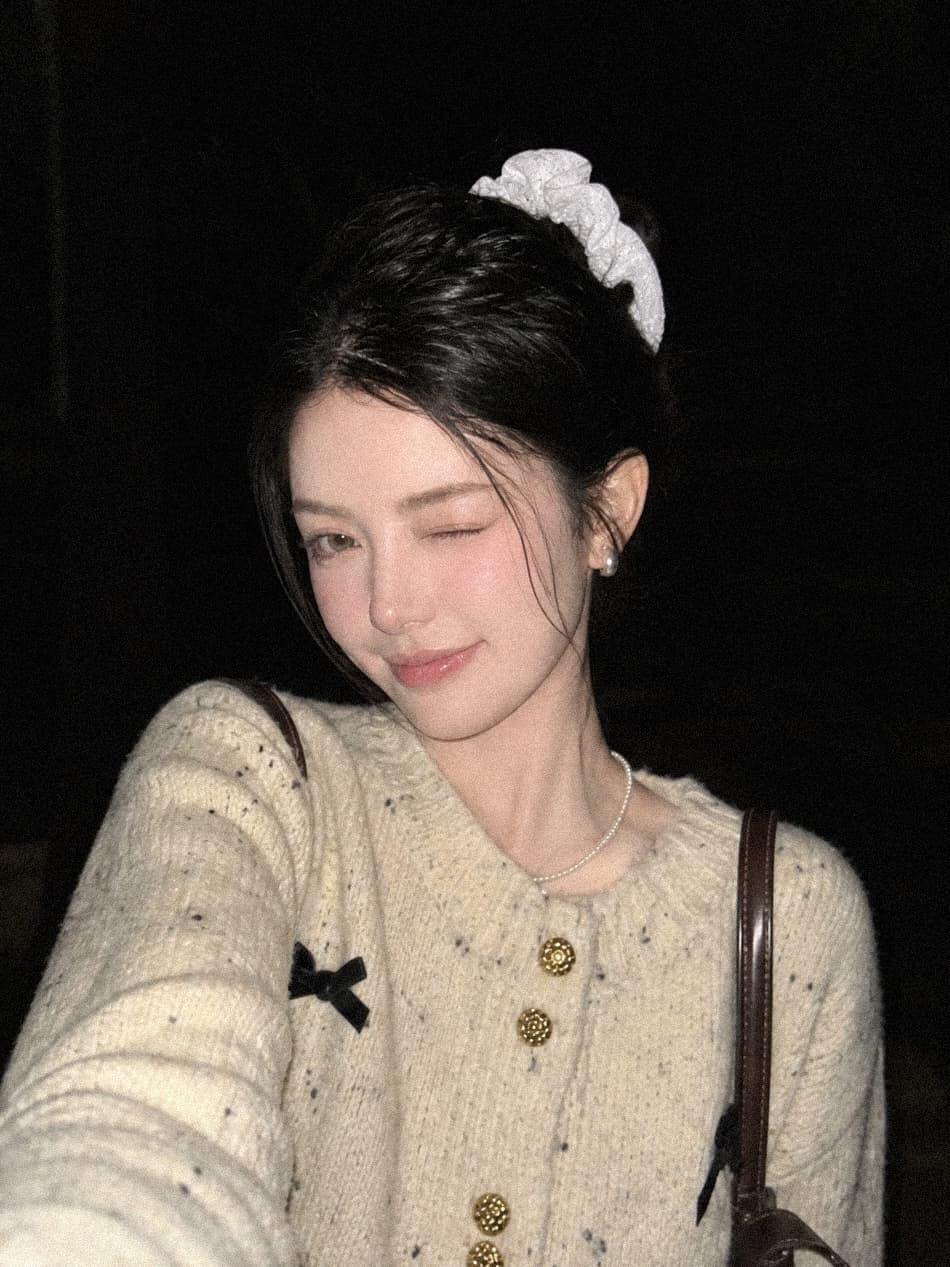 실사 재고 있음 레트로 고급 센스 나비 매듭 스웨터 오픈 가디건 여성 가을 겨울 상세 이미지 3