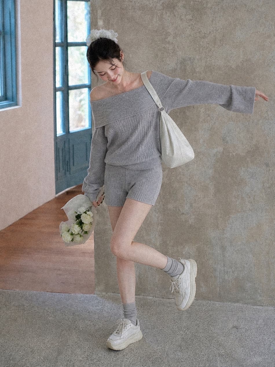 실사 재고 있음 오프숄더 풀오버 루즈핏 느긋한 바람 긴팔 한 부서 스웨터 하이웨이스트 스트레이트 반바지 투피스 세트 상세 이미지 2